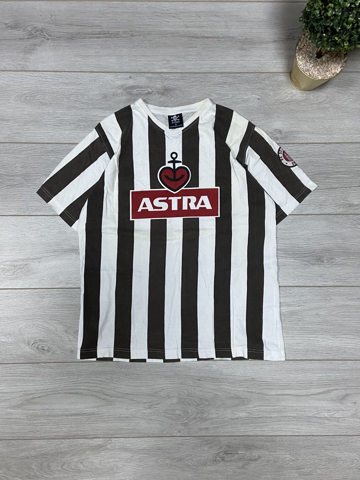 Vintage FC St. Pauli Astra Vintage T-Shirt striped jersey Size US M / EU 48-50 / 2 - 1 Thumbnail