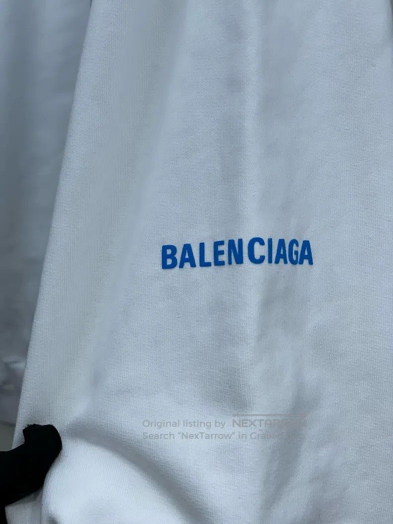 Balenciaga Balenciaga Collaboration Limited Edition Blue Letter Round Size US XS / EU 42 / 0 - 3 Thumbnail