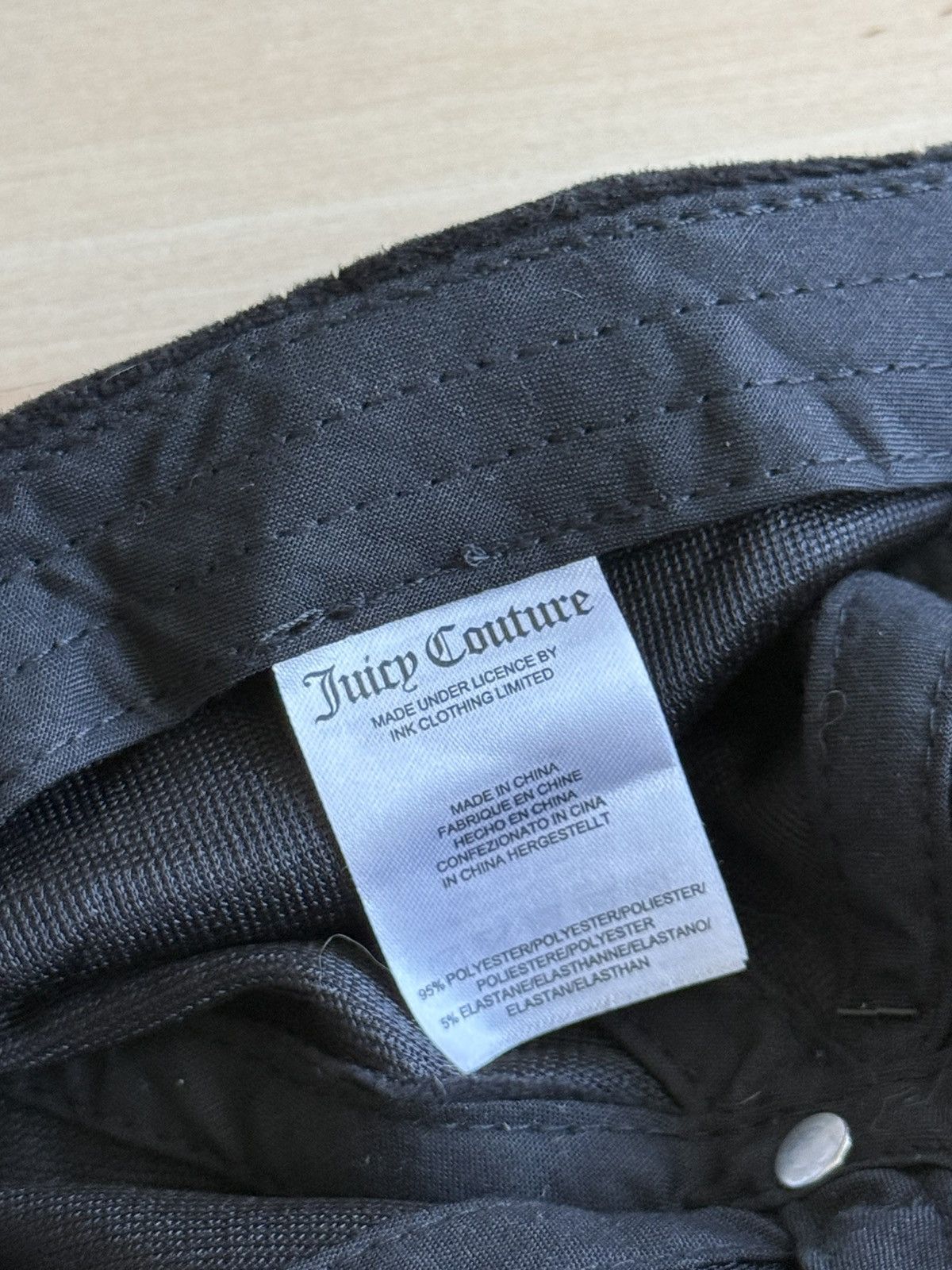 Juicy Couture Juicy Couture velour Baseball cap Size ONE SIZE - 4 Thumbnail