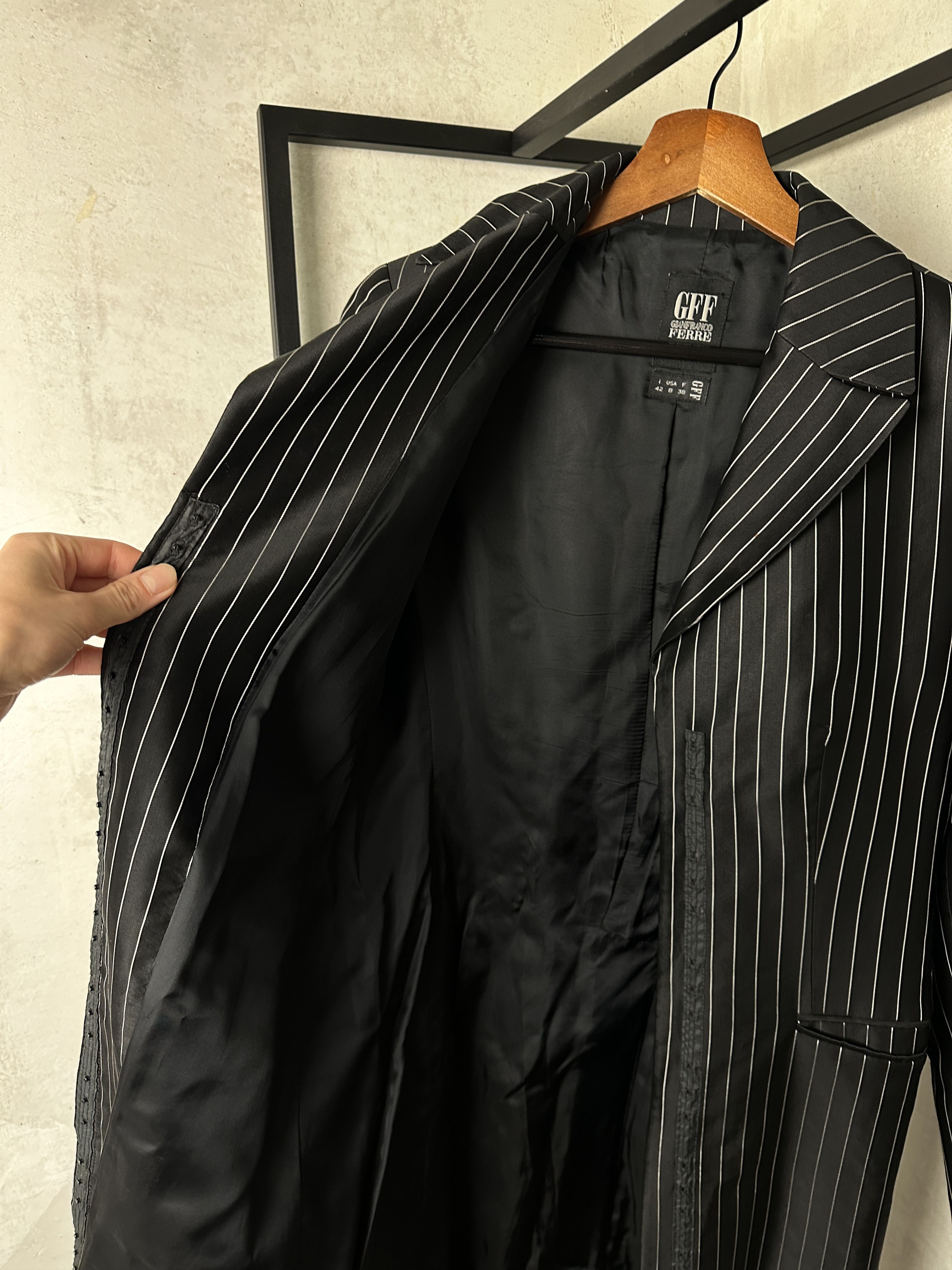 Gianfranco Ferre GIANFRANCO FERRE silk striped dress shirt Size M / US 6-8 / IT 42-44 - 10 Thumbnail