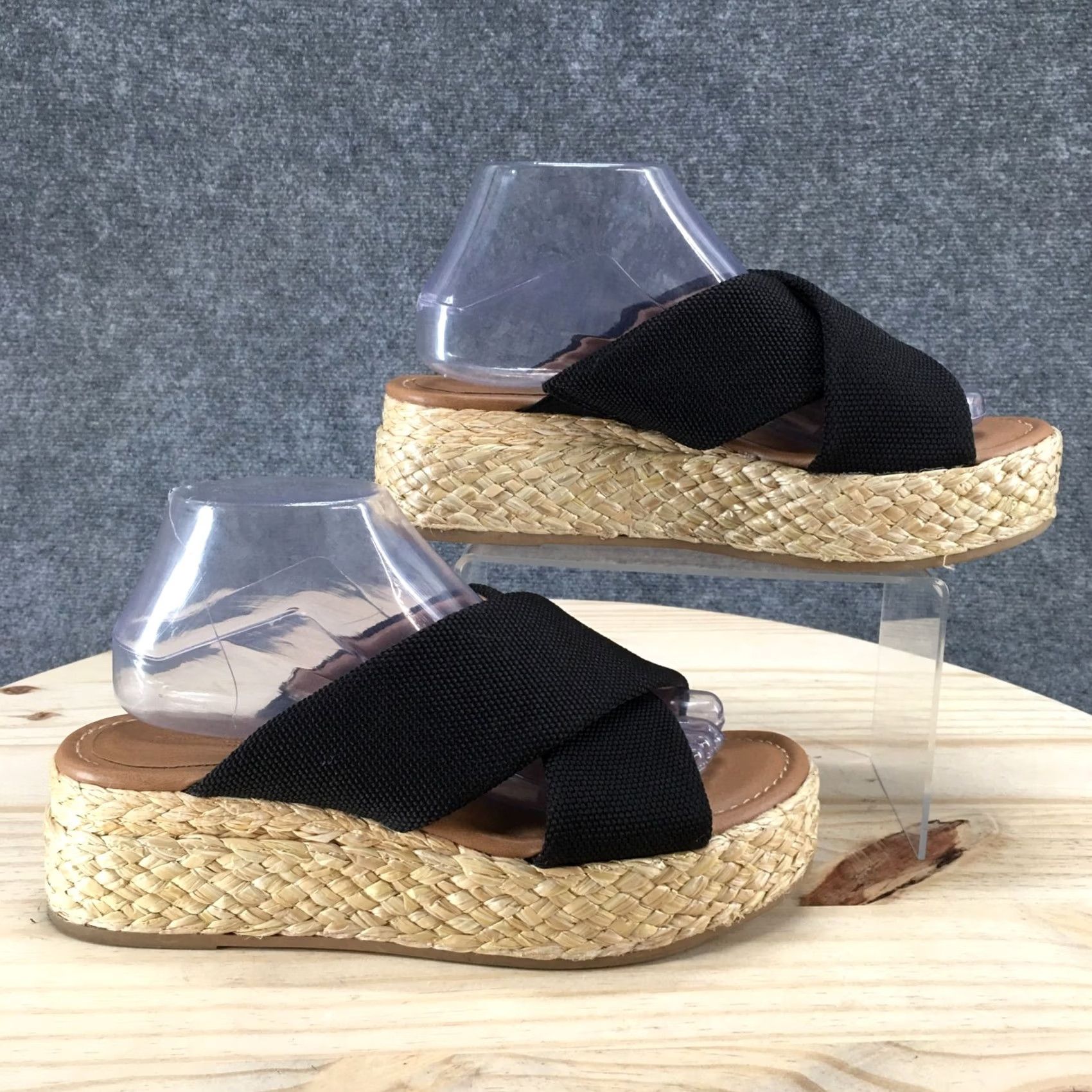 Vintage Universal Thread Sandals Womens 9 Platform Espadrille Brown Canvas Wedge Heels Size US 9 / IT 39 - 2 Thumbnail