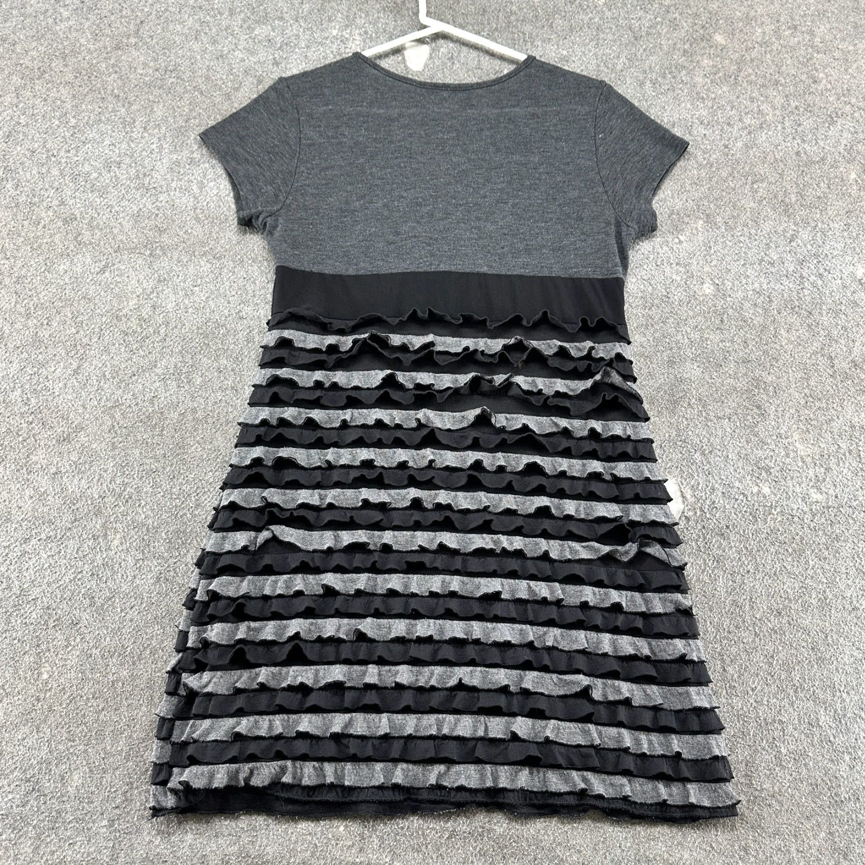 Vintage VINTAGE Janeric Dress Womens M Grey Tiered Ruffle Striped Midi A-Line Dress Y2K Size M / US 6-8 / IT 42-44 - 5 Thumbnail