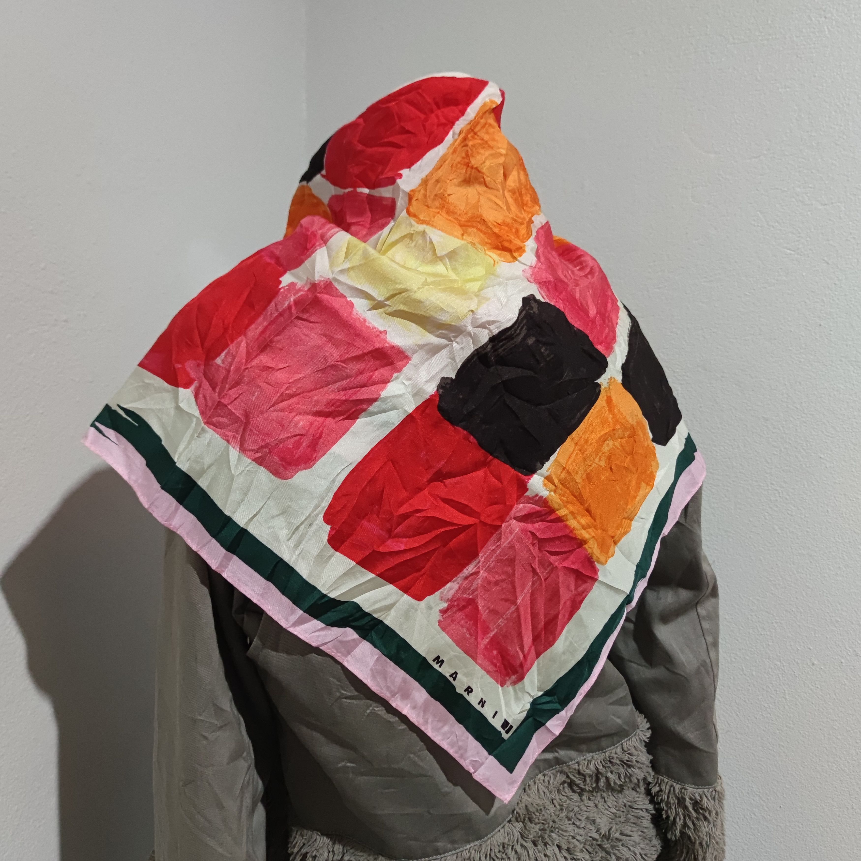 Marni × Uniqlo MARNI x UNIQLO SCARF Size ONE SIZE - 2 Thumbnail