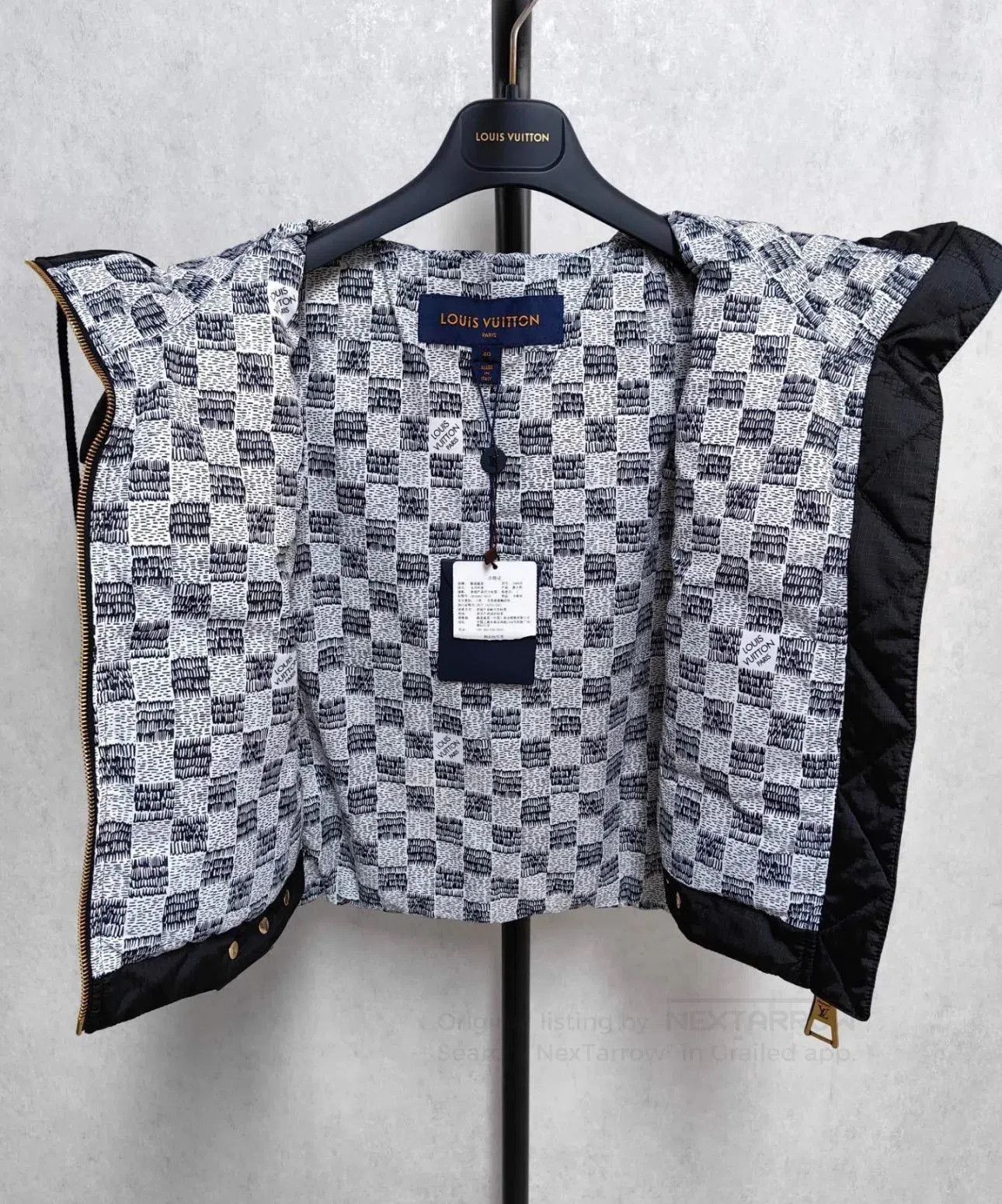 Louis Vuitton LV New Women's Down Vest. Size S / US 4 / IT 40 - 2 Thumbnail