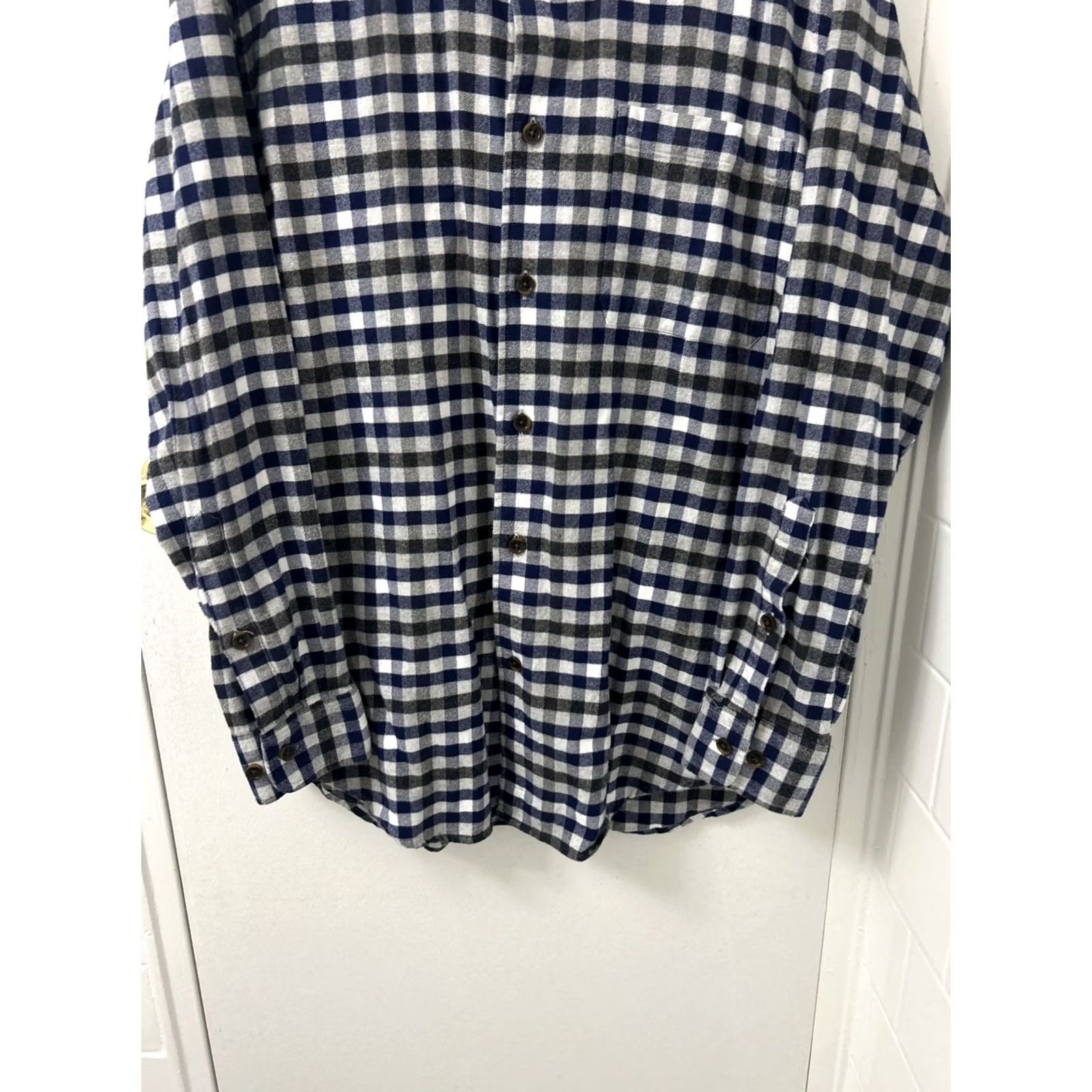 Orvis Orvis Button-Down Shirt Mens M Blue Plaid Flannel Long Sleeve Button-Up Casual Workwear Travel Outdoors Size US M / EU 48-50 / 2 - 3 Thumbnail