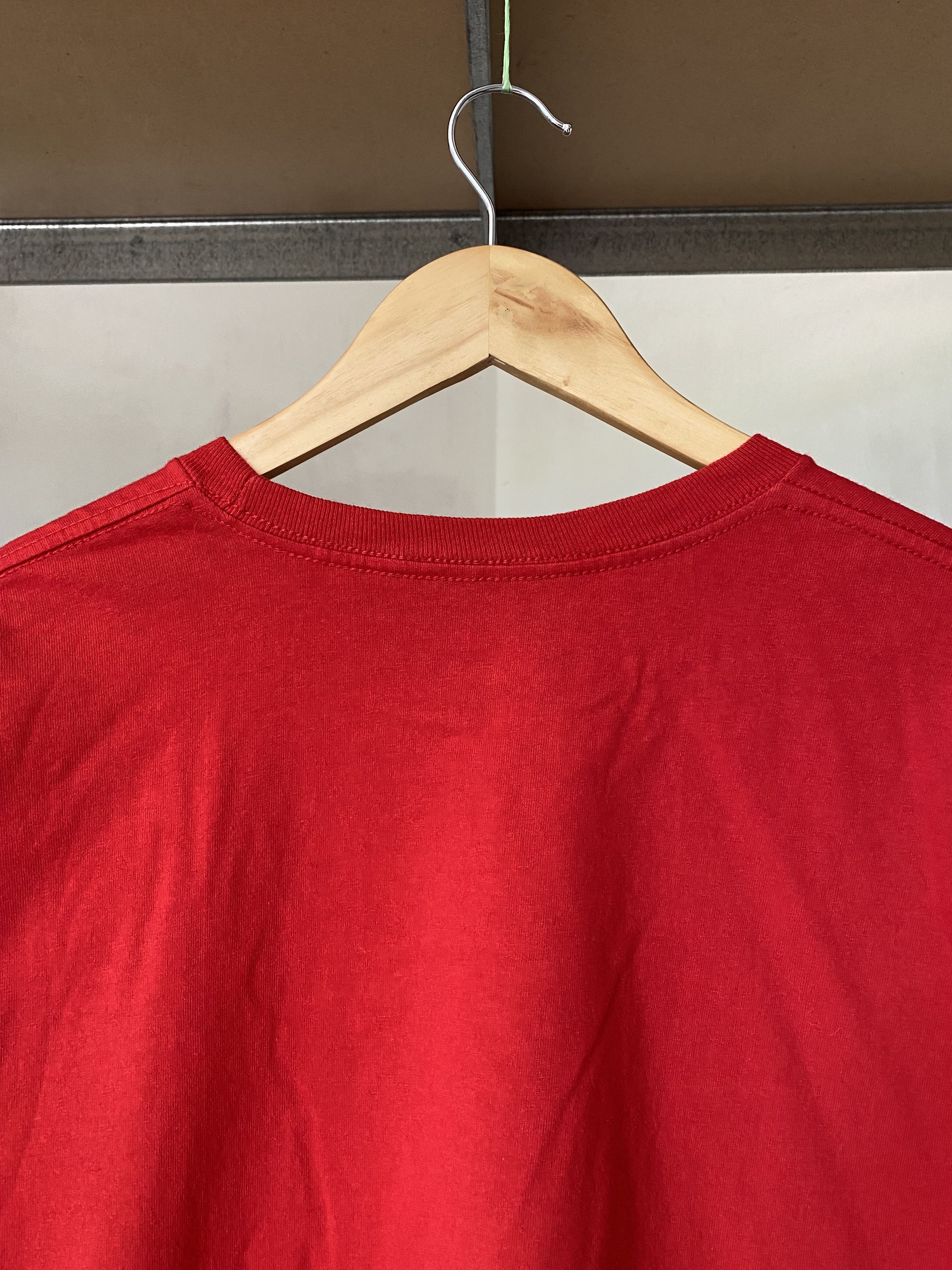 O'Neill O'neill Vintage Santa Monica CA Red Tee Size US L / EU 52-54 / 3 - 12 Thumbnail