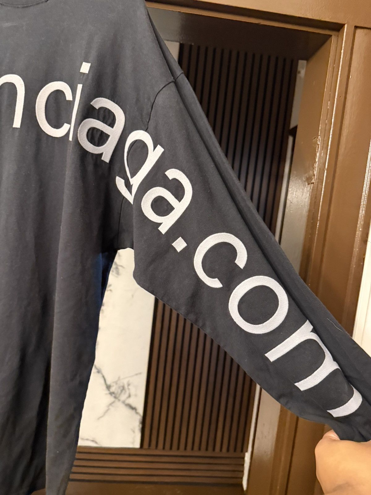 Balenciaga Balenciaga “www.balenciaga.com” Long Sleeve Shirt Size XXL/S Size US S / EU 44-46 / 1 - 4 Thumbnail
