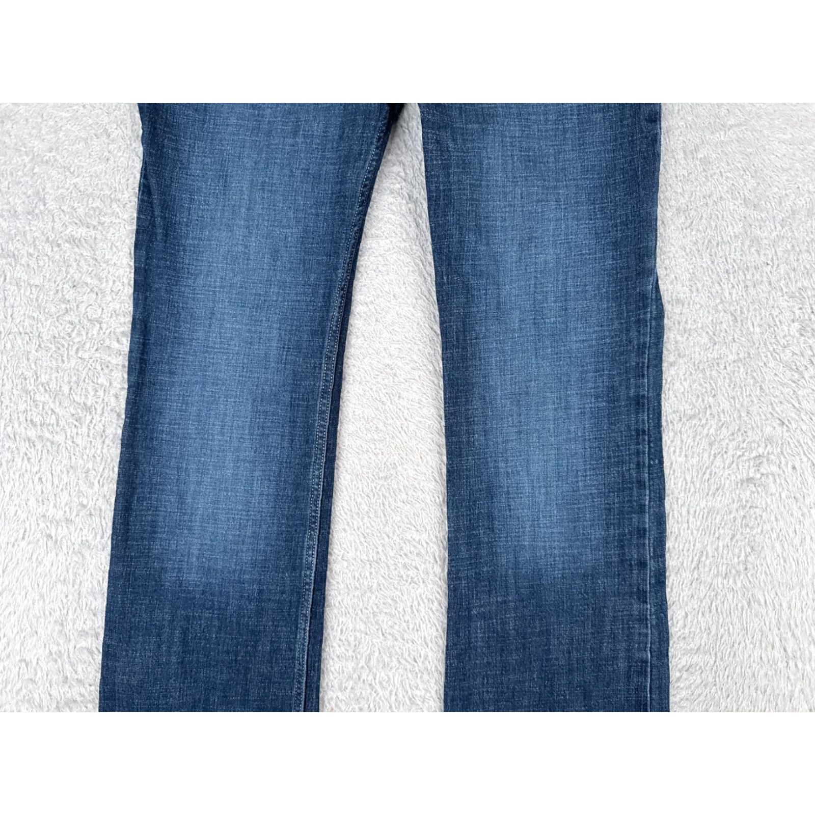Wrangler Wrangler Jeans Bootcut Women 9 Blue Denim 30x32 Dark Wash Cotton Blend 5-Pocket Distressed Stretch Boots Casual Western Wrangler Size 30" / US 8 / IT 44 - 3 Thumbnail
