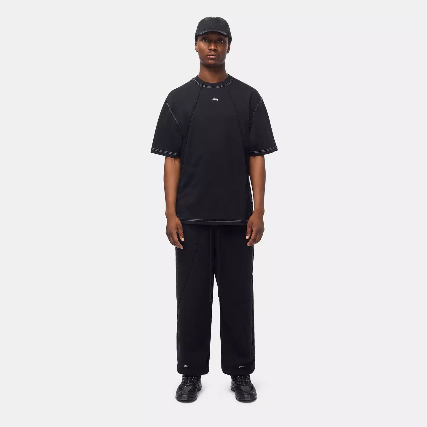 A-COLD-WALL* o1g2r1mq0426 Closed Hem Tapered Sweatpants & Joggers Black Size US 30 / EU 46 - 4 Thumbnail