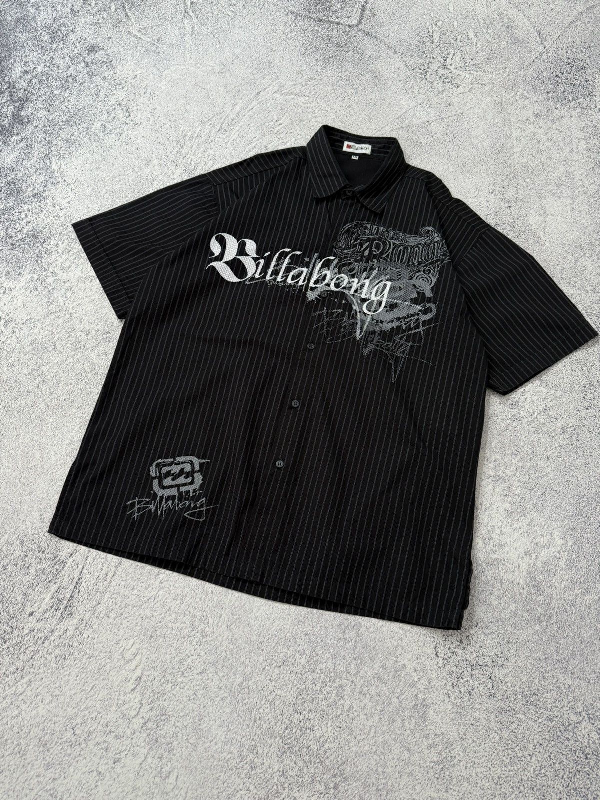 Billabong Vintage Y2K Billabong Short Sleeve Shirt Tatto Tribal Surf Size US XXL / EU 58 / 5 - 3 Thumbnail