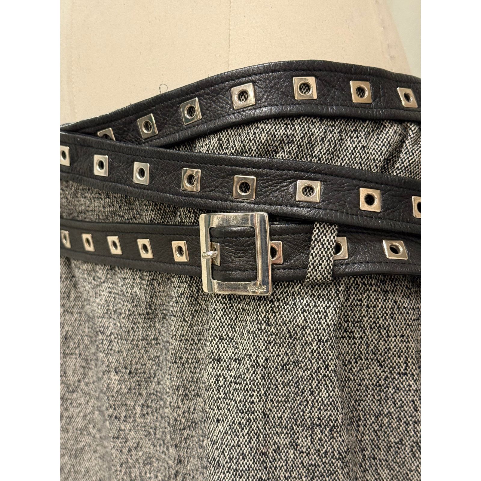 Versace 2000s Gianni Versace bondage studded wool skirt Size 32" / US 10 / IT 46 - 5 Thumbnail