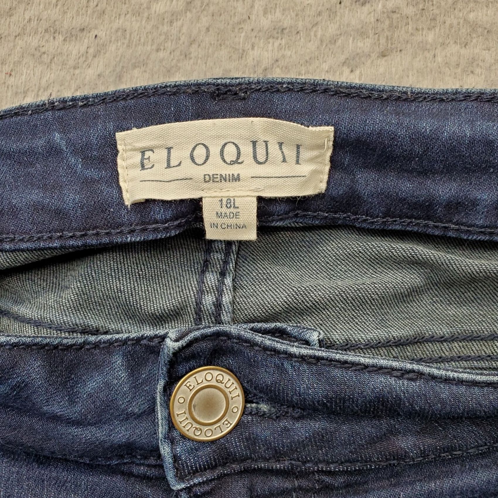 Vintage ELOQUII Skinny Jeans Womens 18 Blue Denim Stretch 5-Pocket Regular Fit Jeans Size 18 Womens Blue Denim 5-Pocket ELOQUII Size 40" / US 18 - 7 Thumbnail