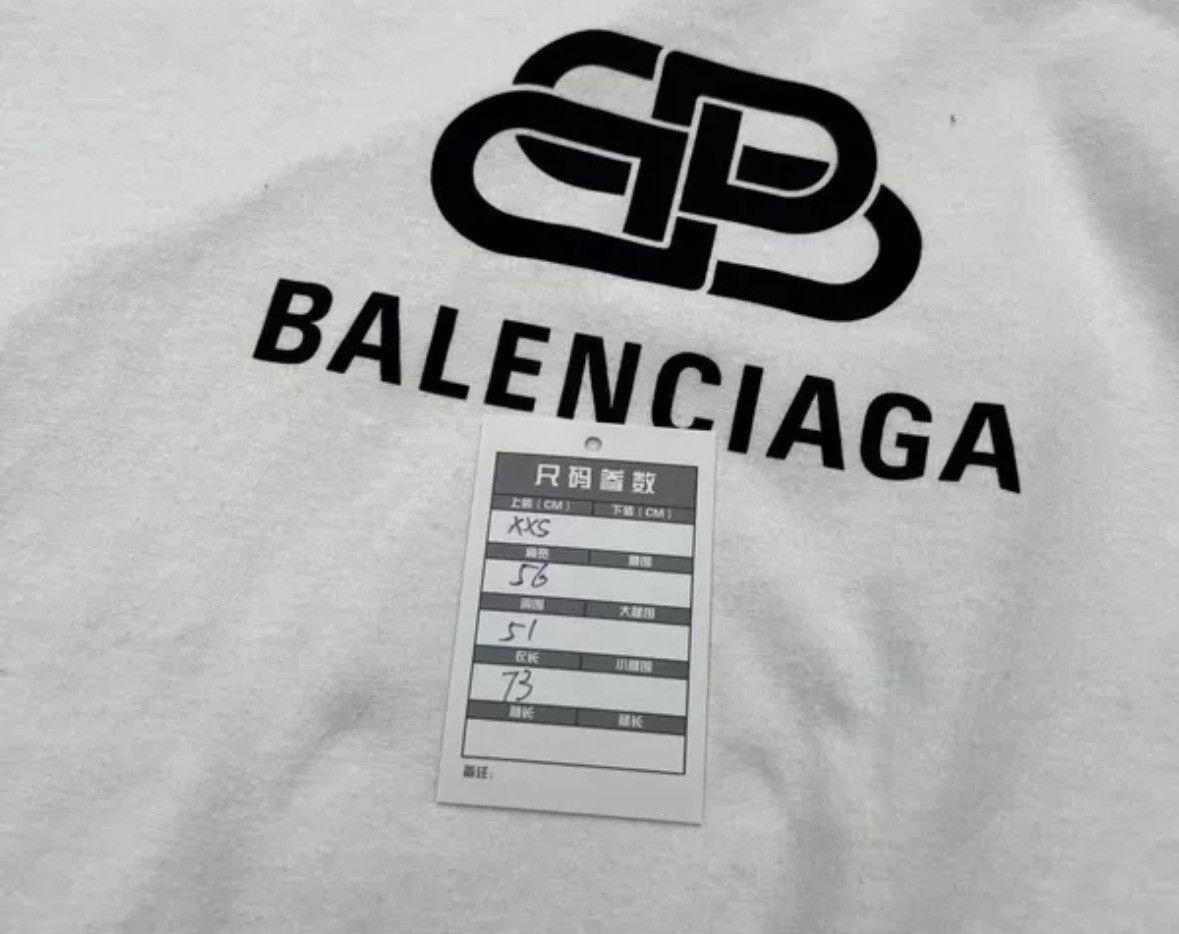 Balenciaga Balenciaga black and white buckle short sleeved shirt Size US XXS / EU 40 - 4 Thumbnail