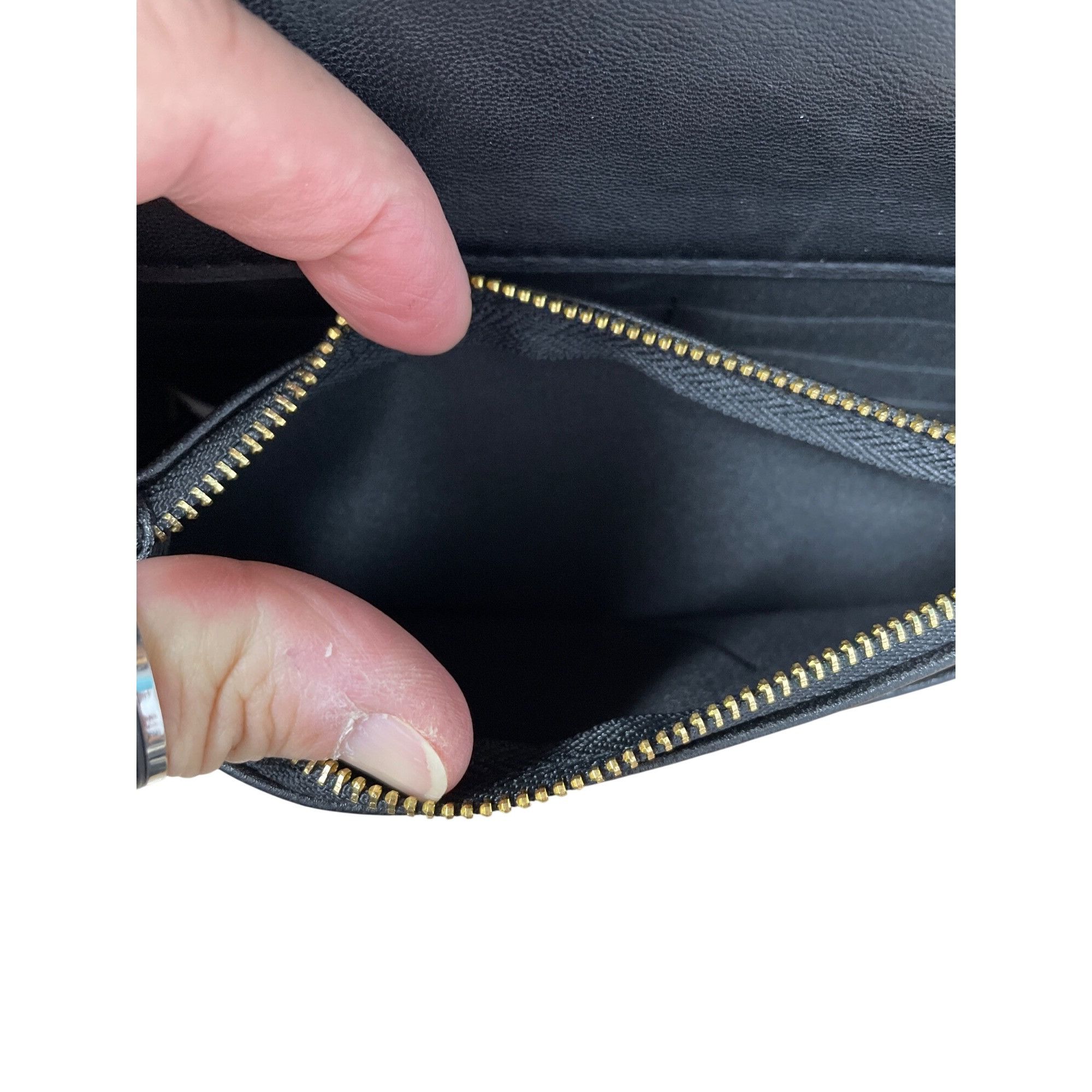 Valentino Orlandi Valentino Orlandi NWT womans Black gold quilted crossbody le Size ONE SIZE - 13 Thumbnail