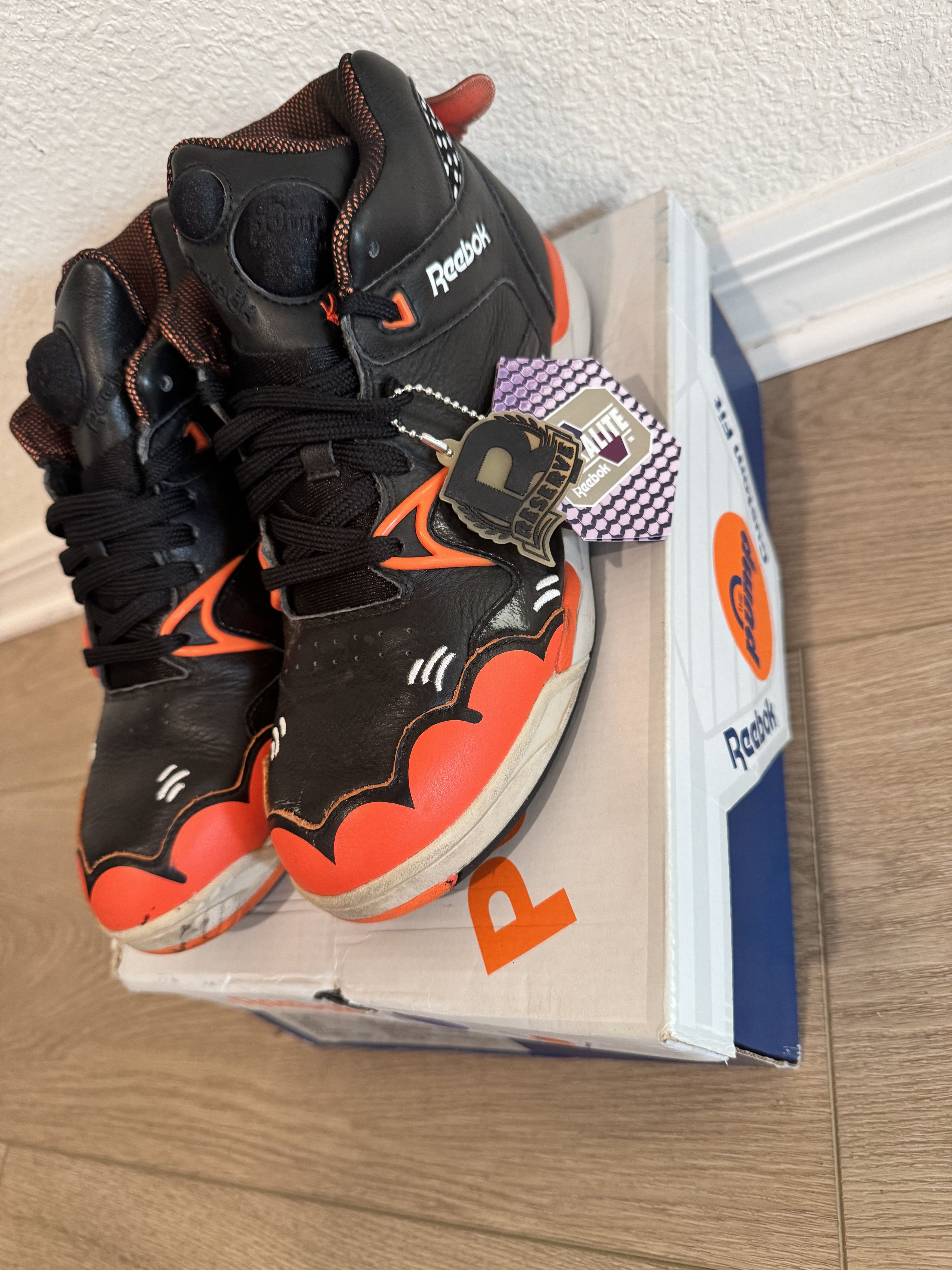 Reebok REEBOK/KEITH HARING "Crack is Wack" LIMITED ED PUMP SNEAKER Size US 9.5 / IT 39.5 - 4 Thumbnail