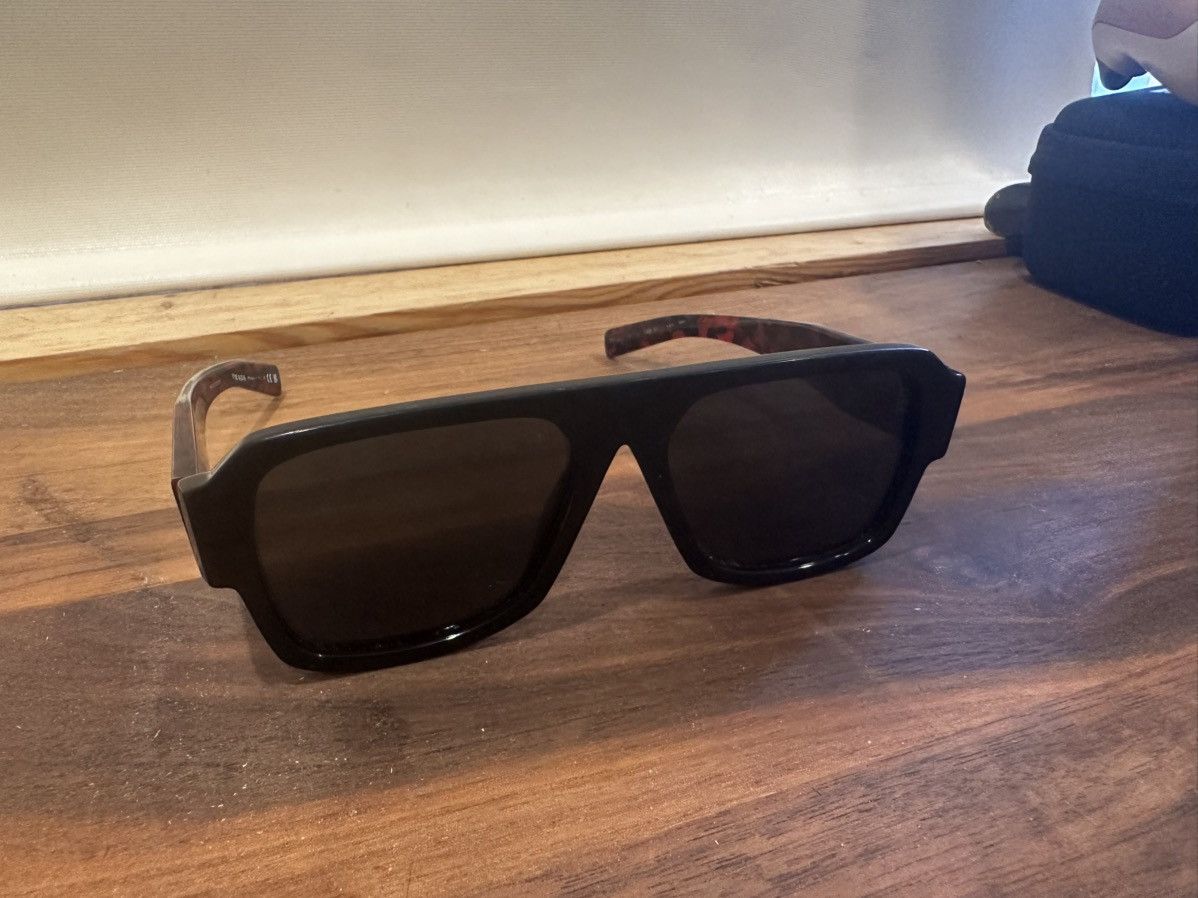 Prada Prada Sunglasses PR 22YS Size ONE SIZE - 7 Thumbnail