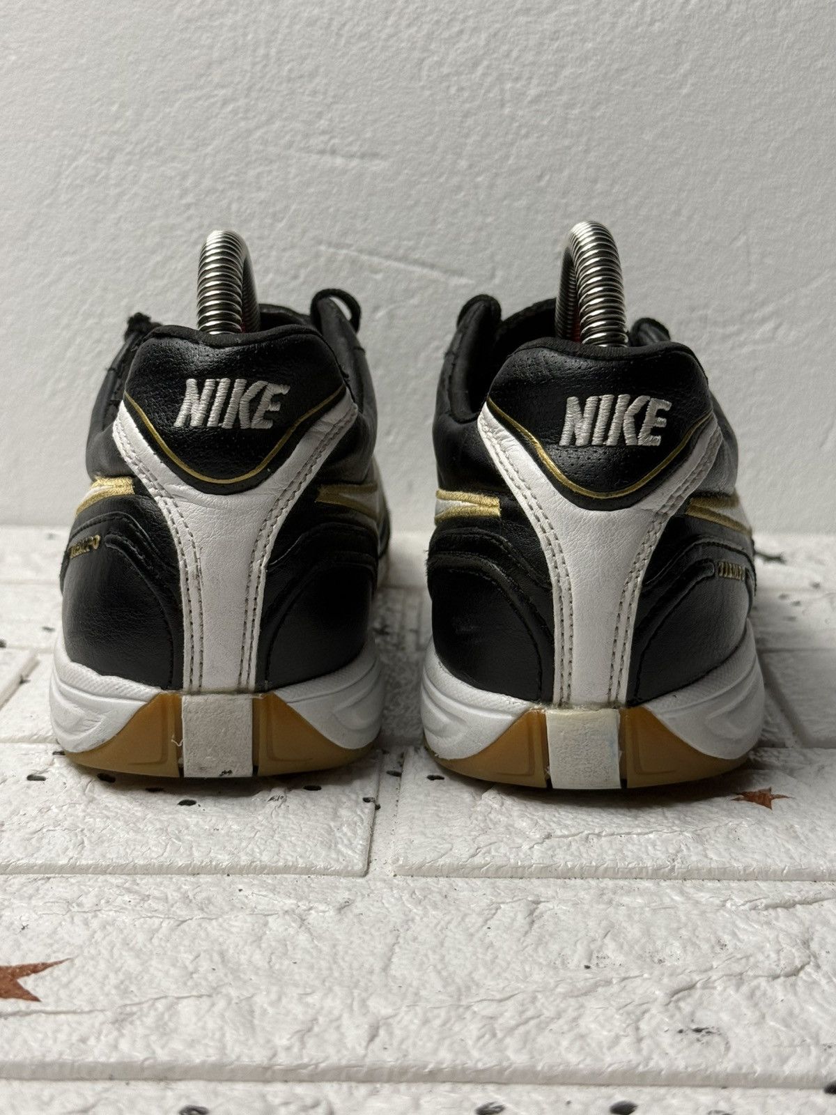 Nike Nike Tiempo Mystic III IC US7 UK6 EUR40 Leather boots Soccer Size US 7 / EU 40 - 6 Thumbnail