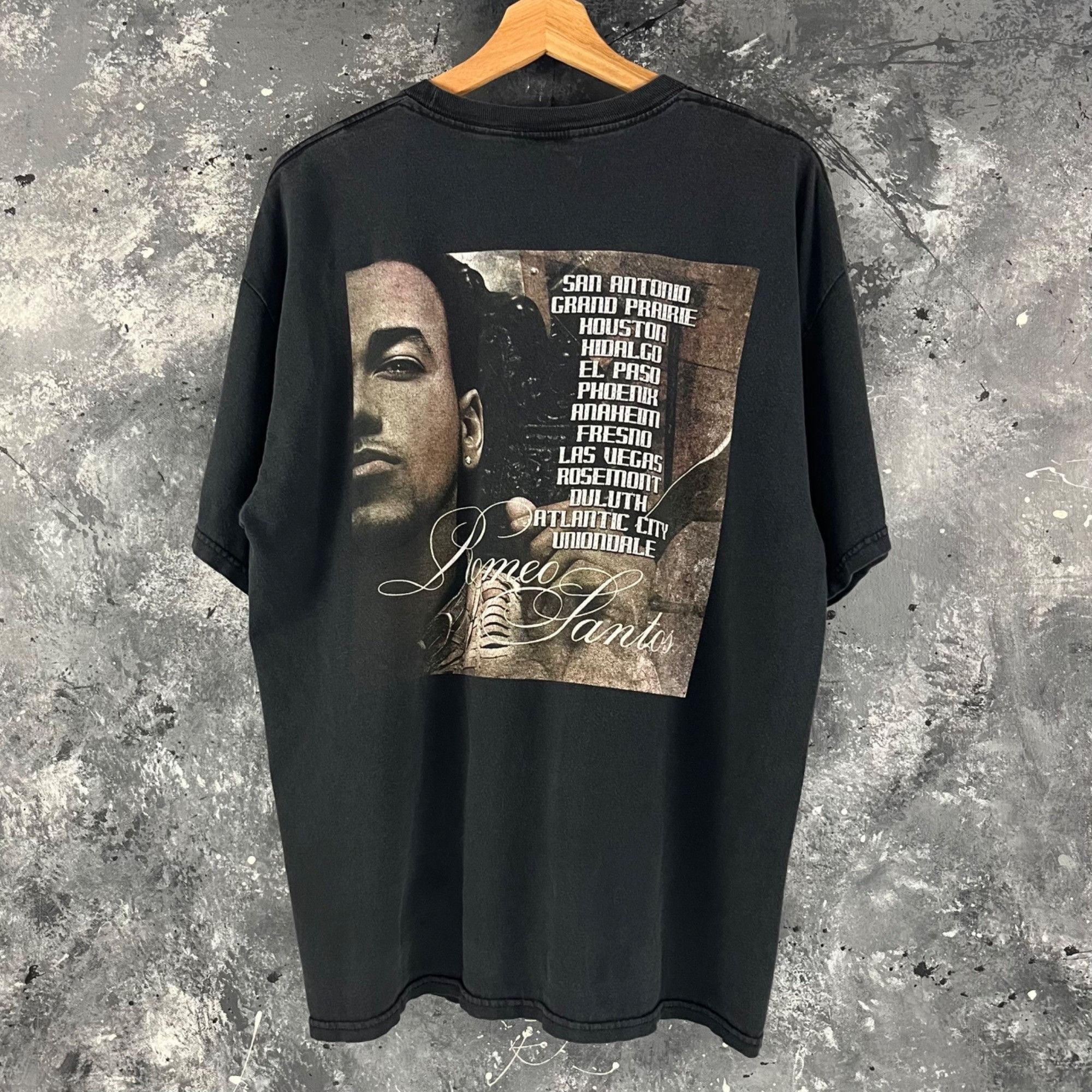 Vintage Romeo Santos tour music shirt Size US XL / EU 56 / 4 - 2 Thumbnail