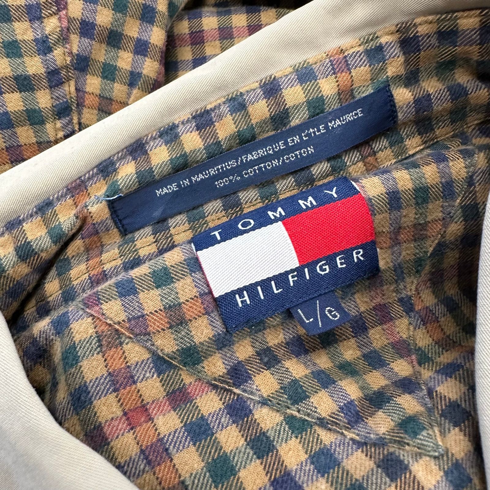 Tommy Hilfiger Tommy Hilfiger 90s corduroy button-down Long Sleeve Shirt Size US L / EU 52-54 / 3 - 7 Thumbnail