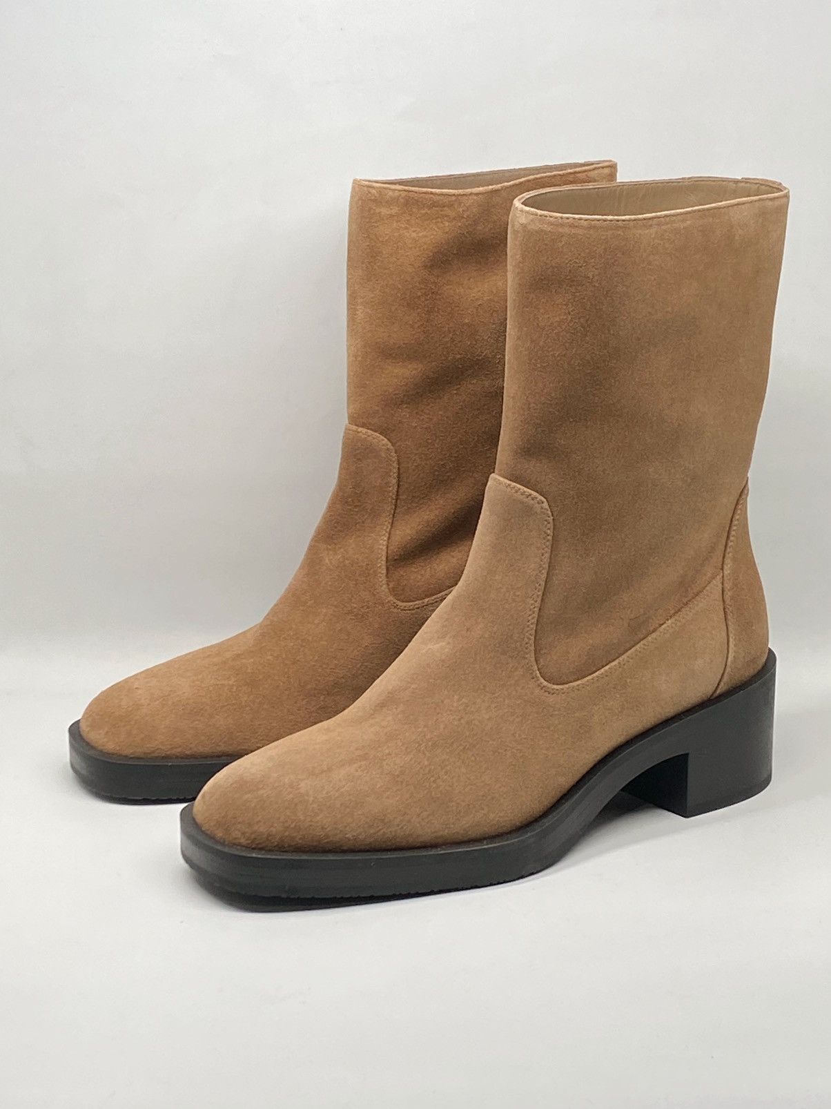 Stuart Weitzman Stuart Weitzman Kaia 40MM Sport Suede Booties size 9 Size US 9 / IT 39 - 1 Thumbnail