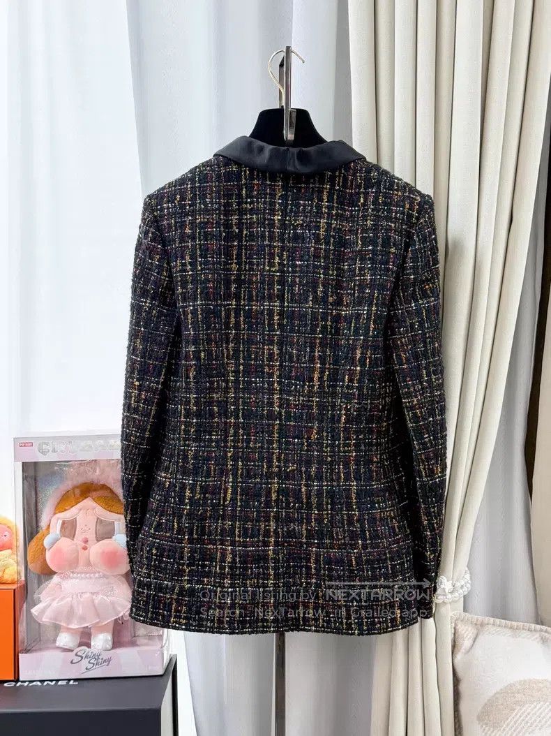 Chanel Chanel Glazed buckle satin lapel suit tweed long-sleeved j Size XS / US 0-2 / IT 36-38 - 3 Thumbnail