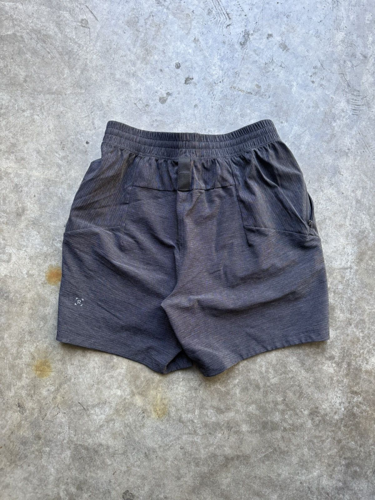 Lululemon Men’s Lululemon Pace Breaker 7” Inseam Athletic Shorts Size US 30 / EU 46 - 1 Thumbnail