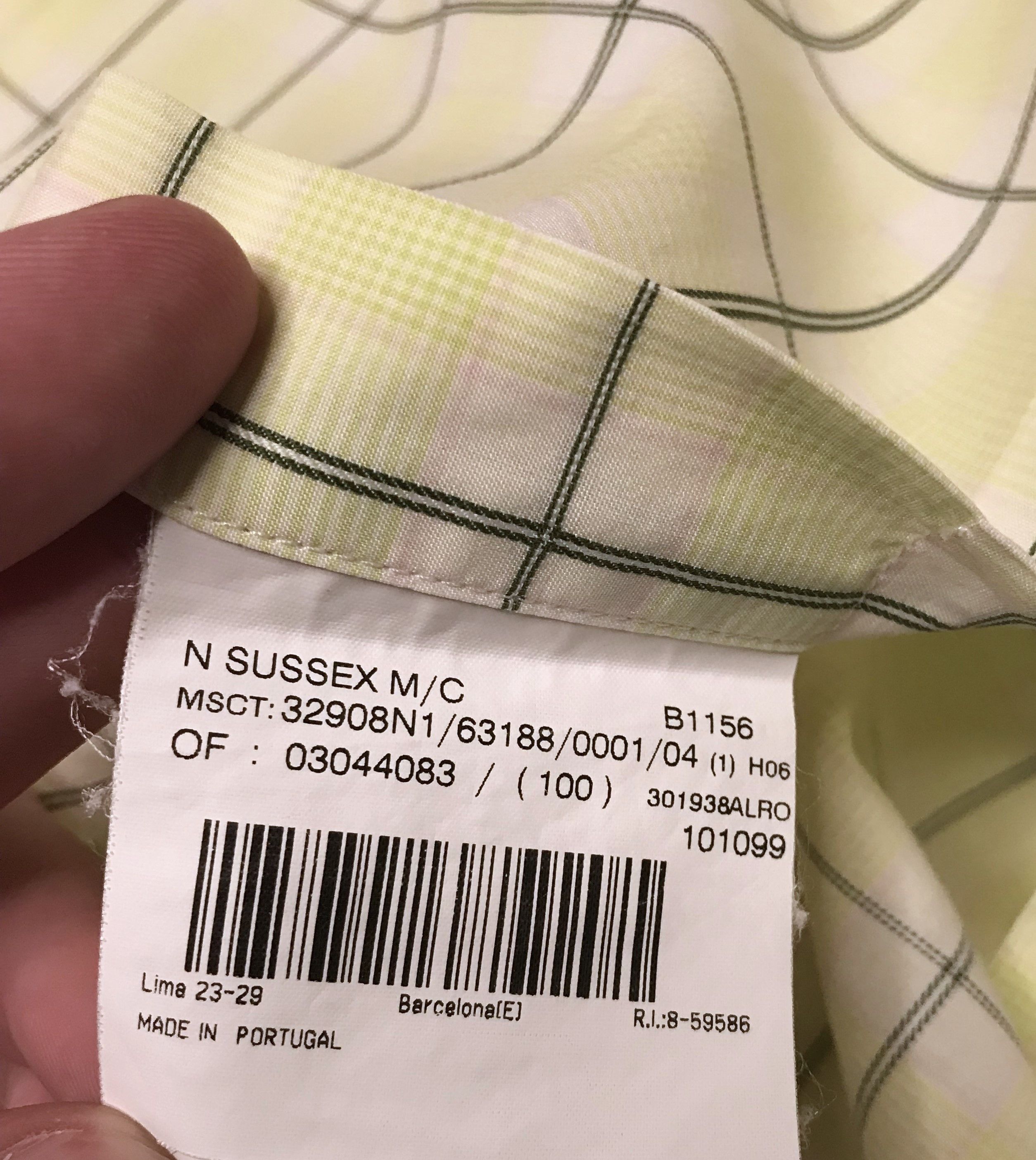 Burberry Burberry Vintage Mens Short Sleeve Shirt Plaid Sz L Size US L / EU 52-54 / 3 - 7 Thumbnail