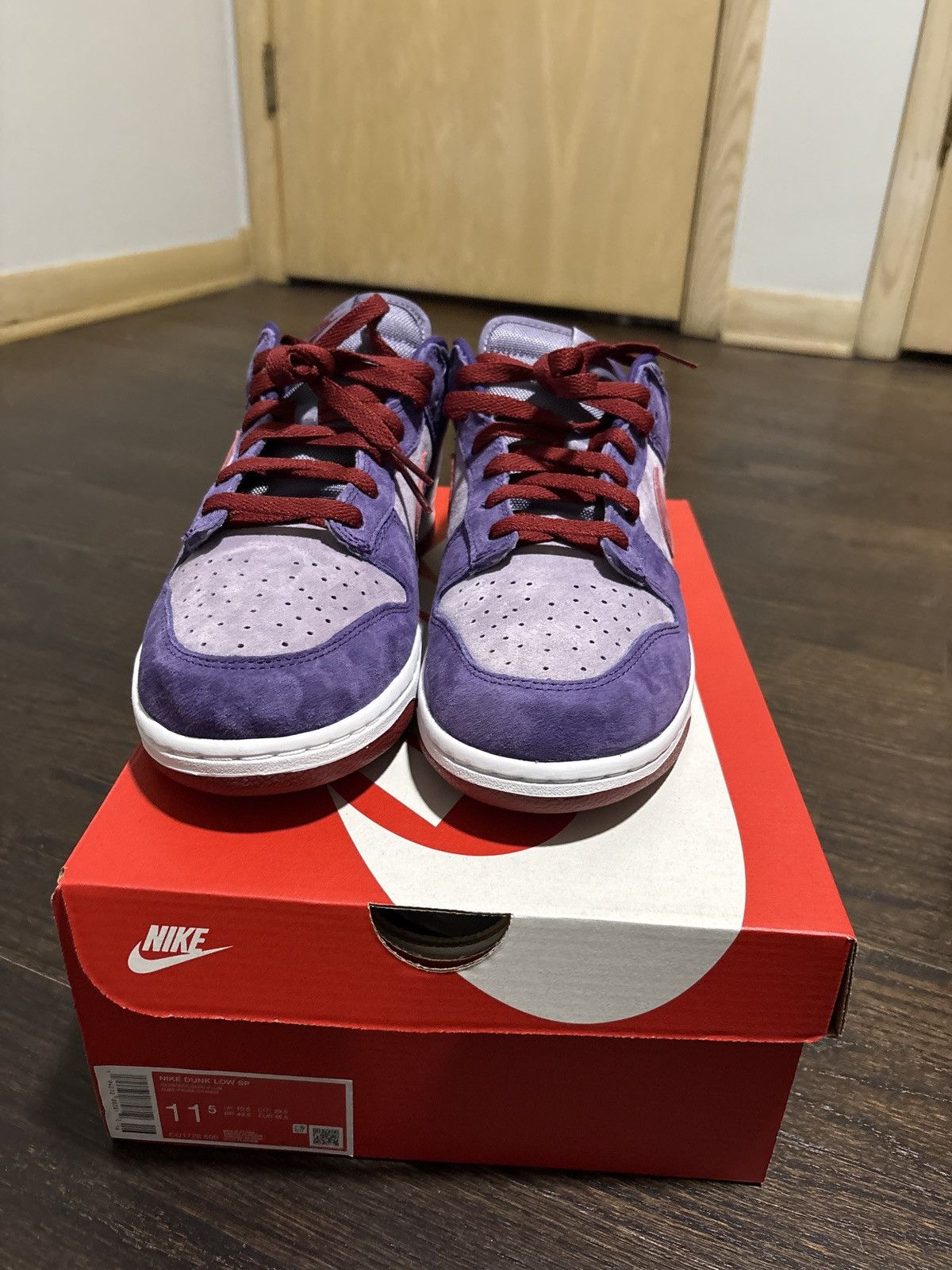 Nike Nike Dunk Plum 2024 Size US 11.5 / EU 44-45 - 3 Thumbnail