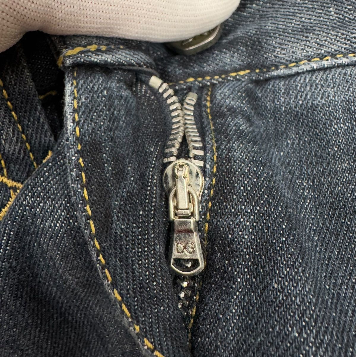 Dolce & Gabbana Dolce & Gabbana Vintage Jeans Bootcut Metal Logo Womens Size 40" / US 18 - 18 Thumbnail