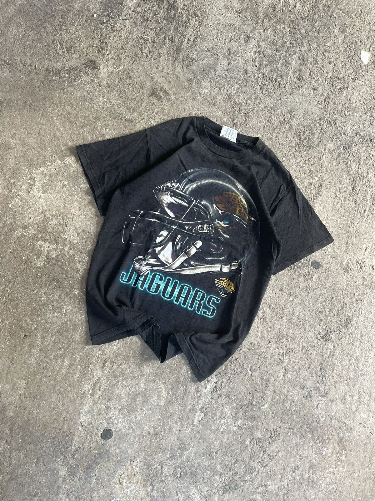 NFL Vintage Jacksonville Jaguars NFL tee Size US M / EU 48-50 / 2 - 1 Thumbnail