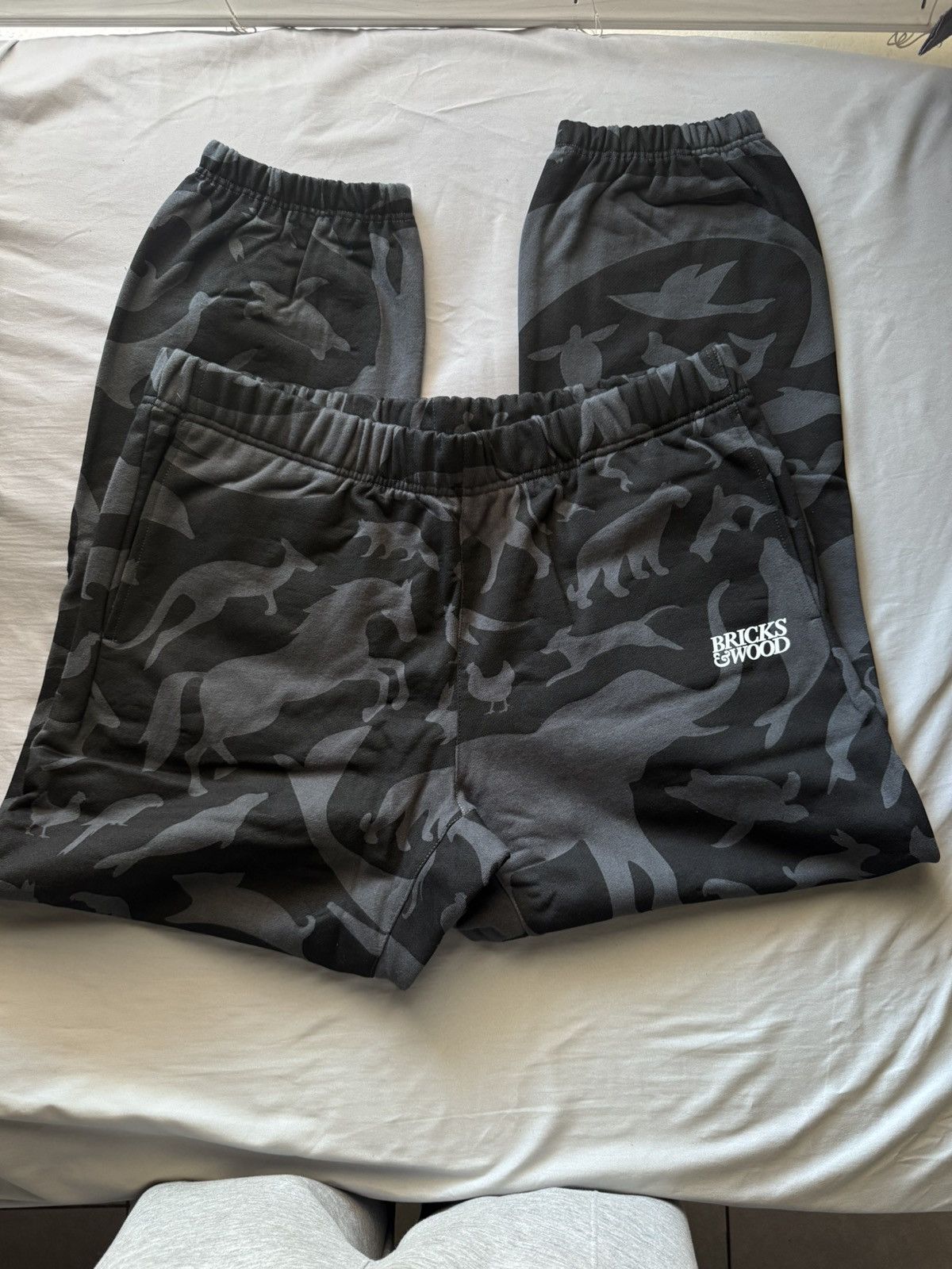 Bricks & Wood Brick & Wood Sweatpants Size US 40 / EU 56 - 1 Thumbnail