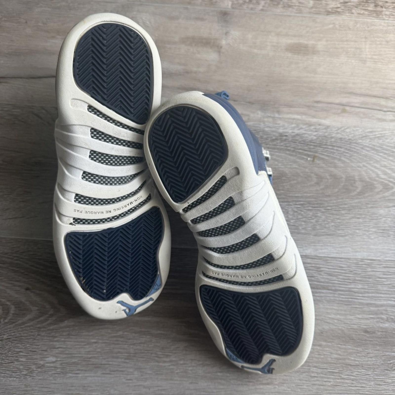 Nike NIKE • JORDAN 12 Retro GS "Indigo" (6M) Size US 6 / EU 39 - 6 Thumbnail