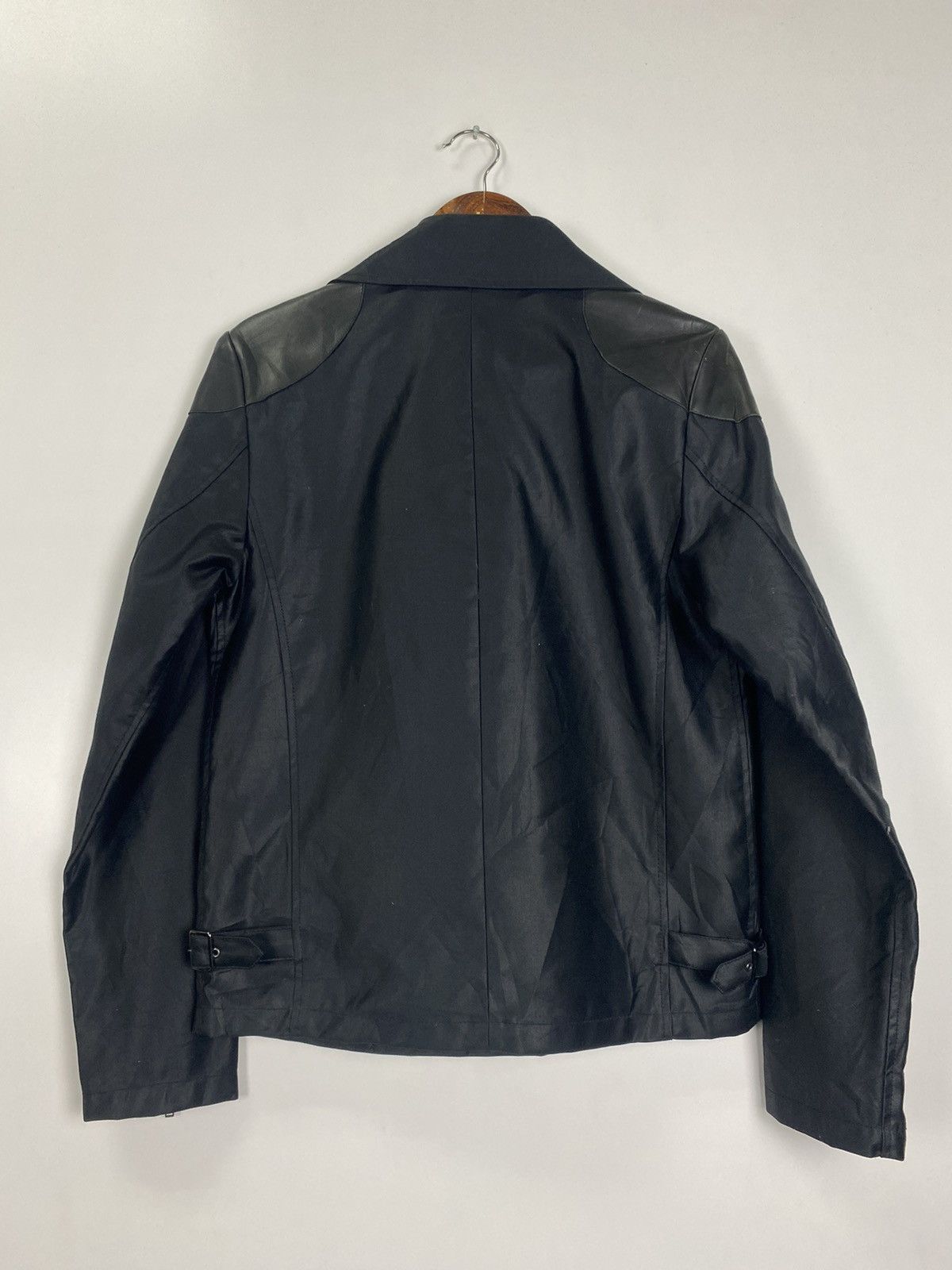 Ann Demeulemeester Ann Demeulemeester shoulder leather Jacket nice design Size US M / EU 48-50 / 2 - 12 Thumbnail