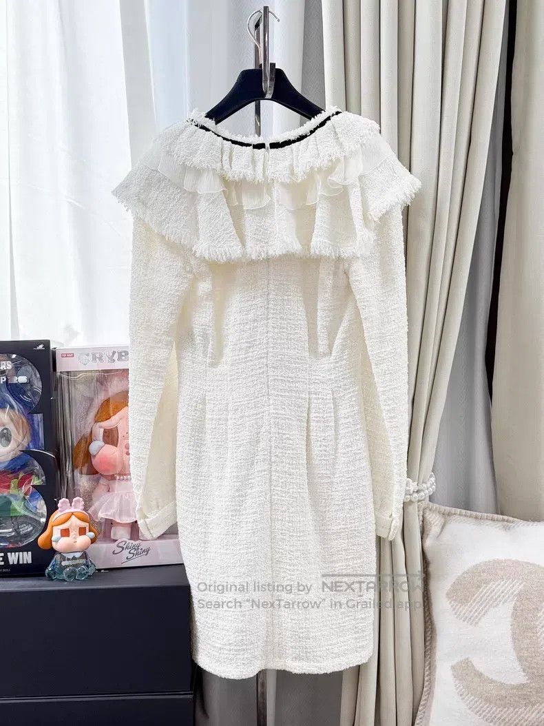 Chanel Chanel Ruffled tweed long-sleeved dress Size XS / US 0-2 / IT 36-38 - 3 Thumbnail