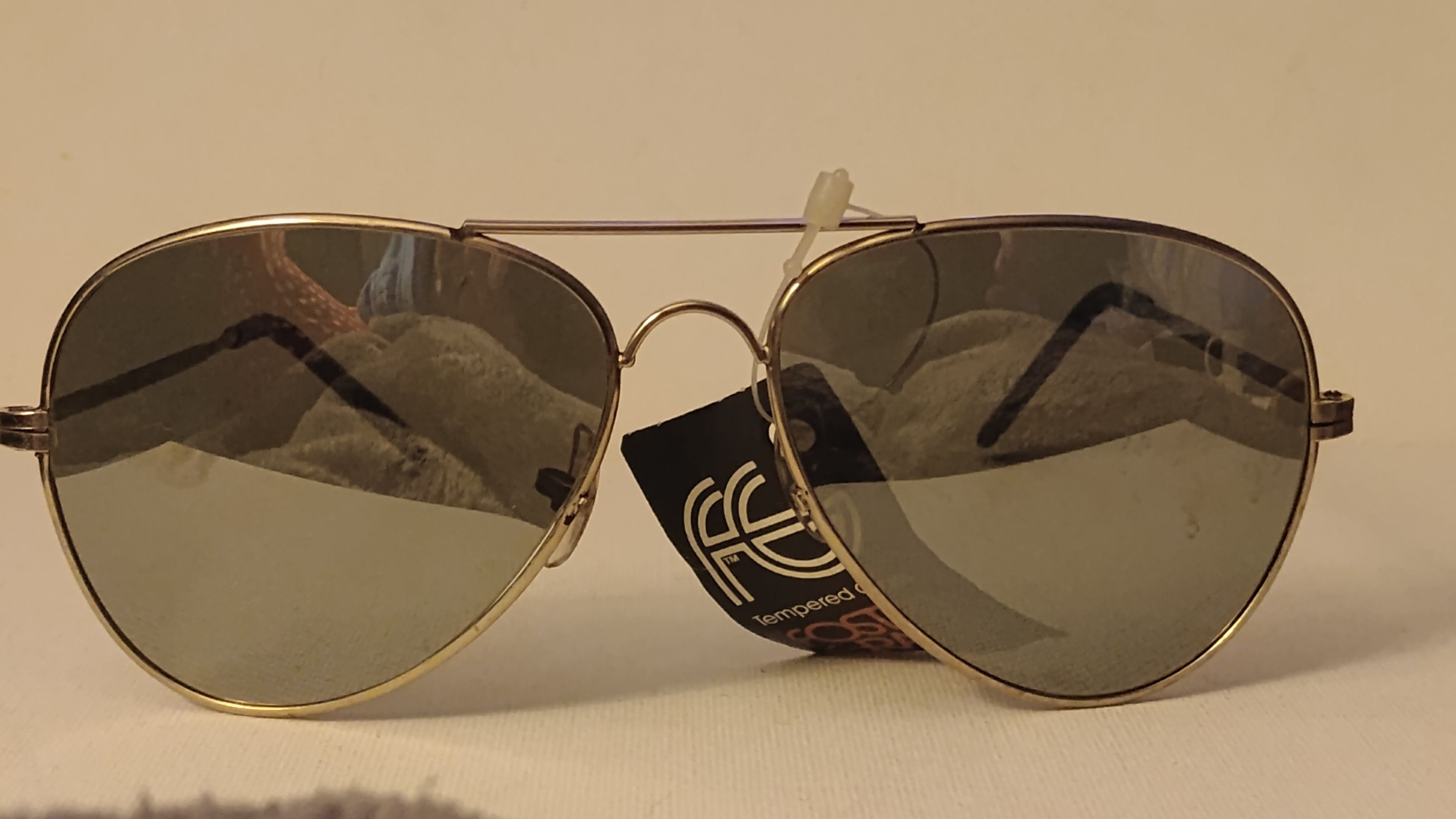 Foster Grant Vintage Foster Grant Gold Sunglasses NOS Size ONE SIZE - 3 Thumbnail