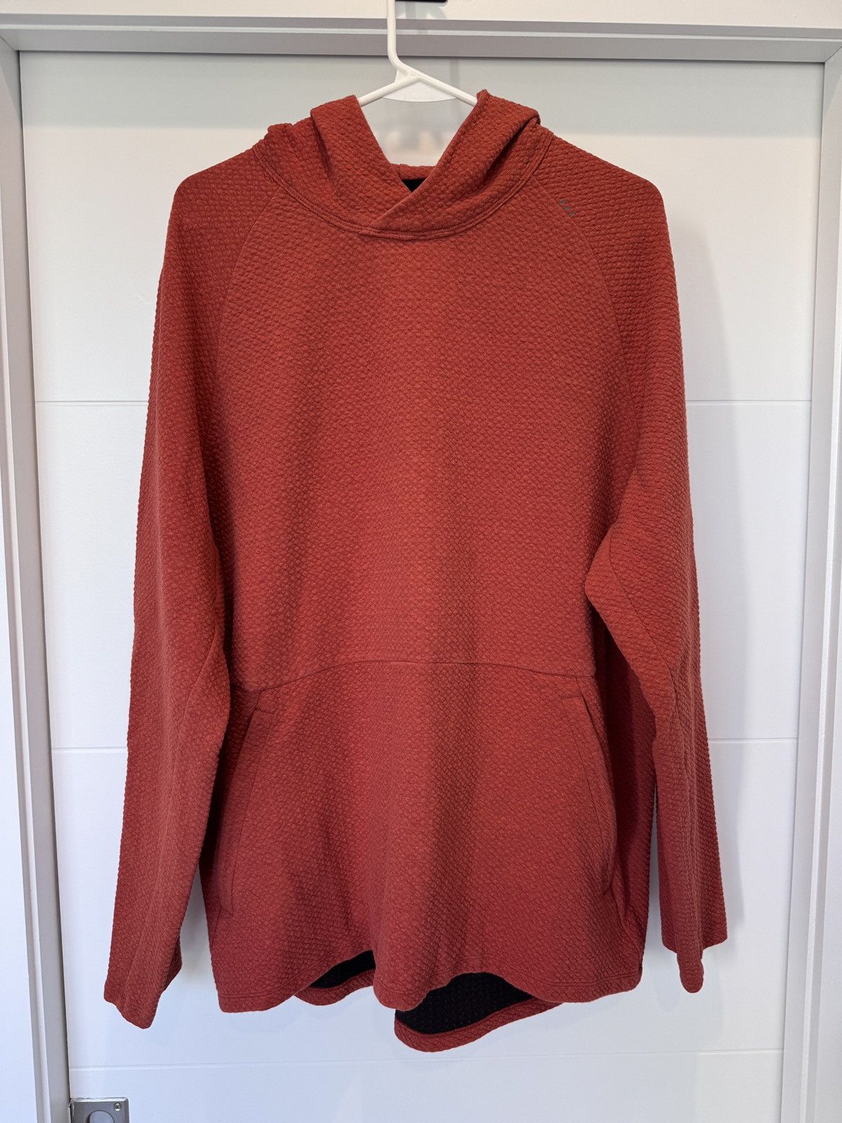 Lululemon Lululemon Mens At Ease Burnt Orange Hoodie Size XL Size US XL / EU 56 / 4 - 1 Thumbnail