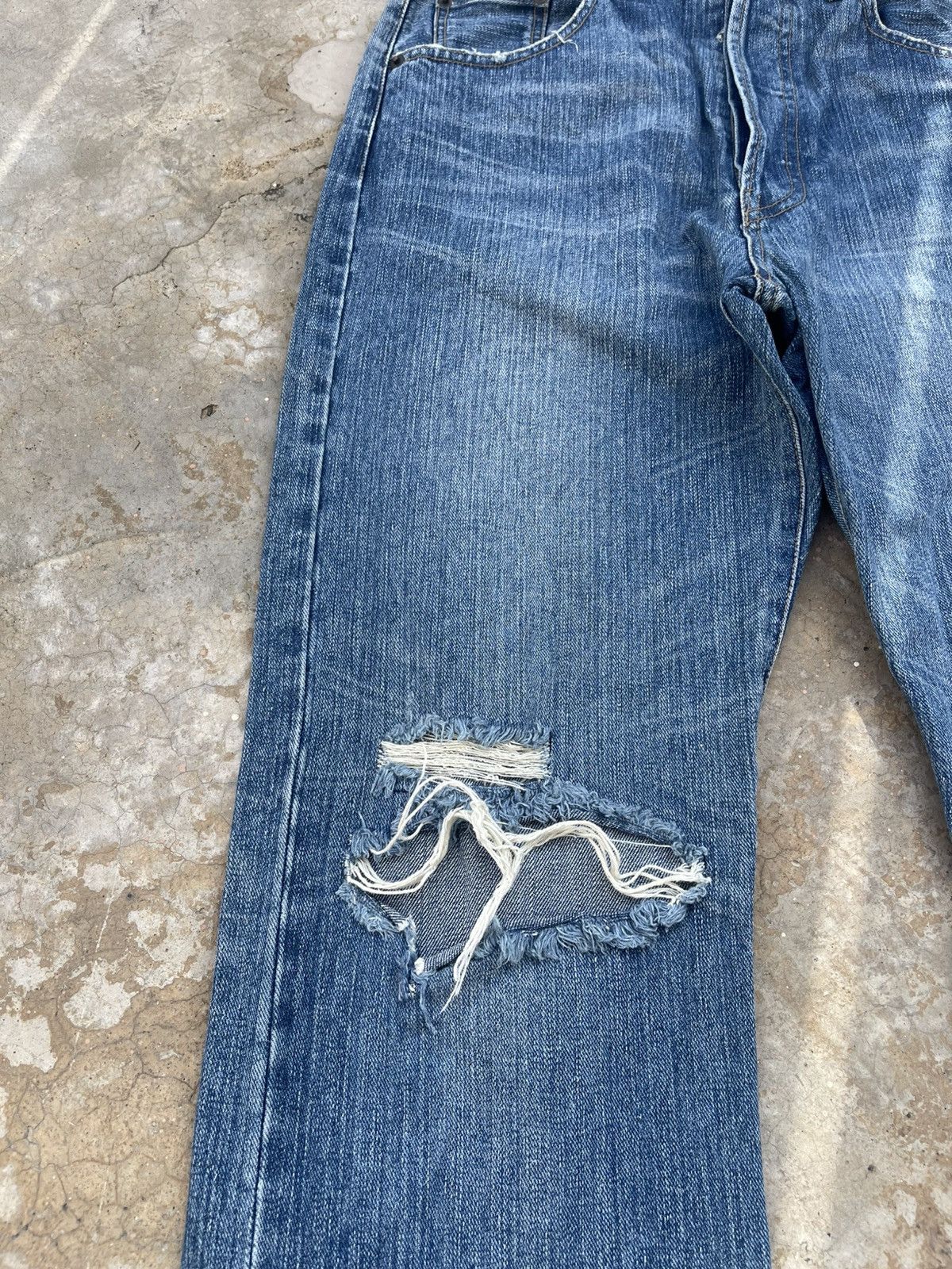 Vintage Vintage Exhibitionist Fly Button Distressed Denim Size US 29 - 3 Thumbnail