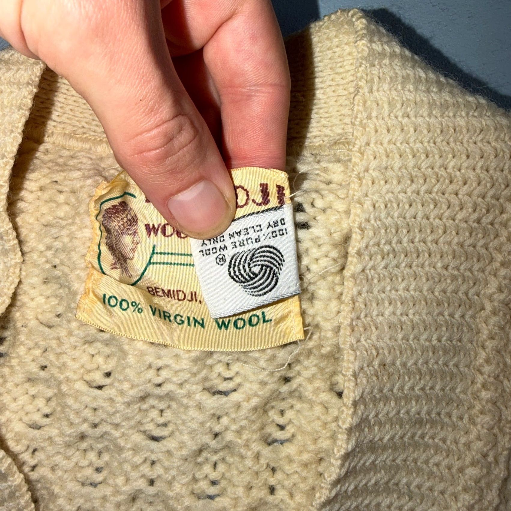 Vintage Bemidji Woolen Mills Yes Vintage Cardigan Crewneck? No — Actually: Bemidji VTG Woolen Mills Cream Cable Knit Cardigan Sweater Fisherman Boho 1970s Size US M / EU 48-50 / 2 - 7 Thumbnail