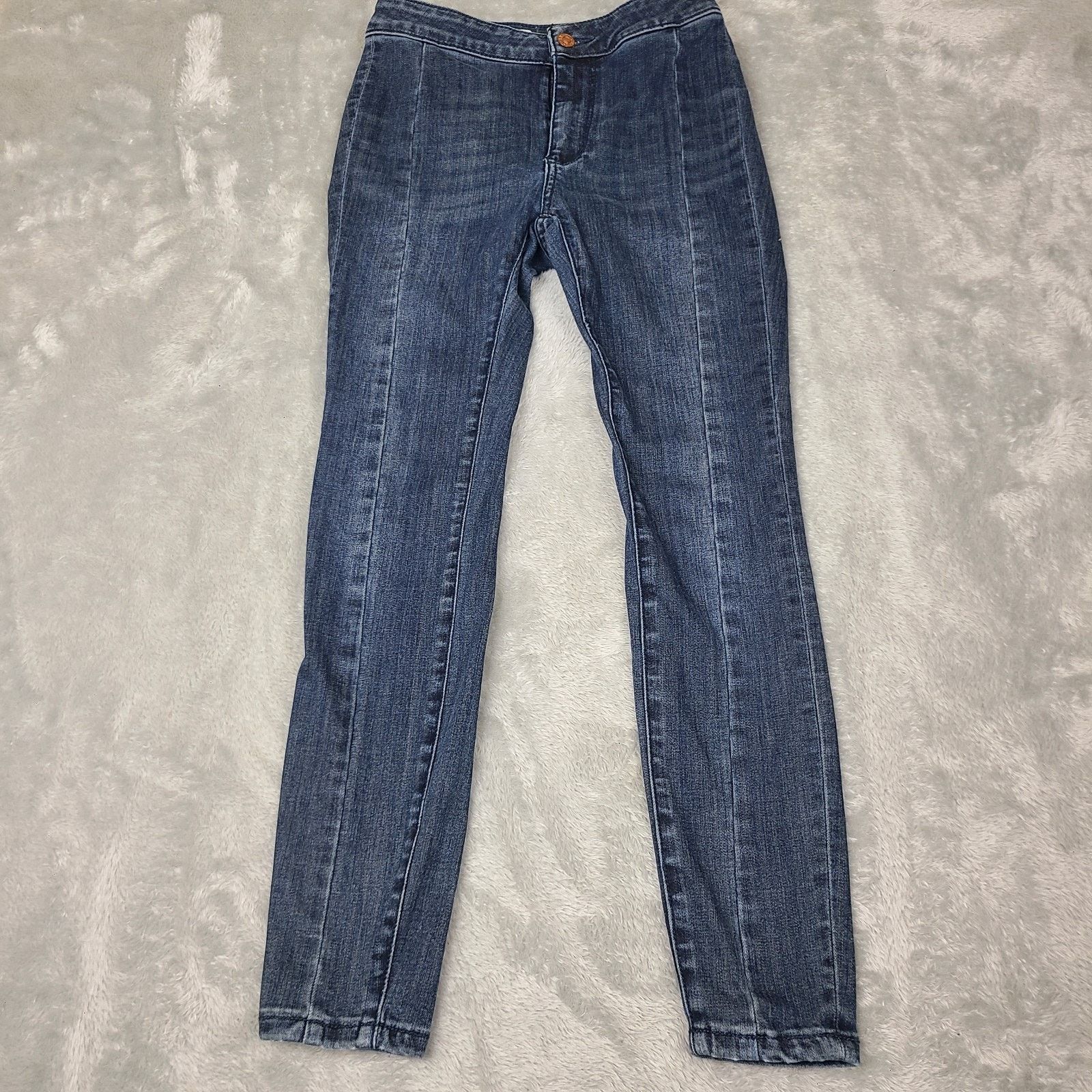 Anthropologie Anthropologie Pilcro Long High Rise Wide Jeans Sz 25P 25 X25 Size 25" / US 0 / IT 36 - 1 Thumbnail