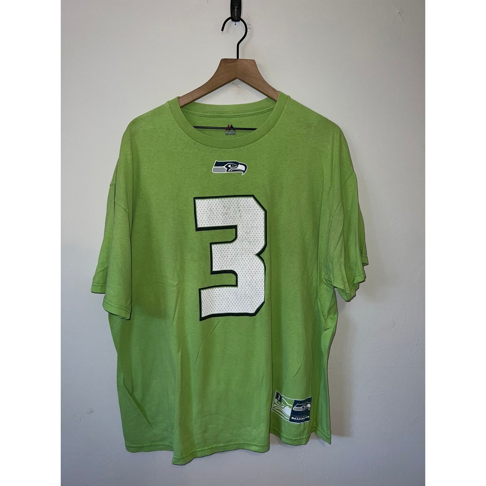 NFL Seattle Seahawks Russell Wilson Shirt #3 Player NFL Tee 2XL Size US XXL / EU 58 / 5 - 1 Thumbnail