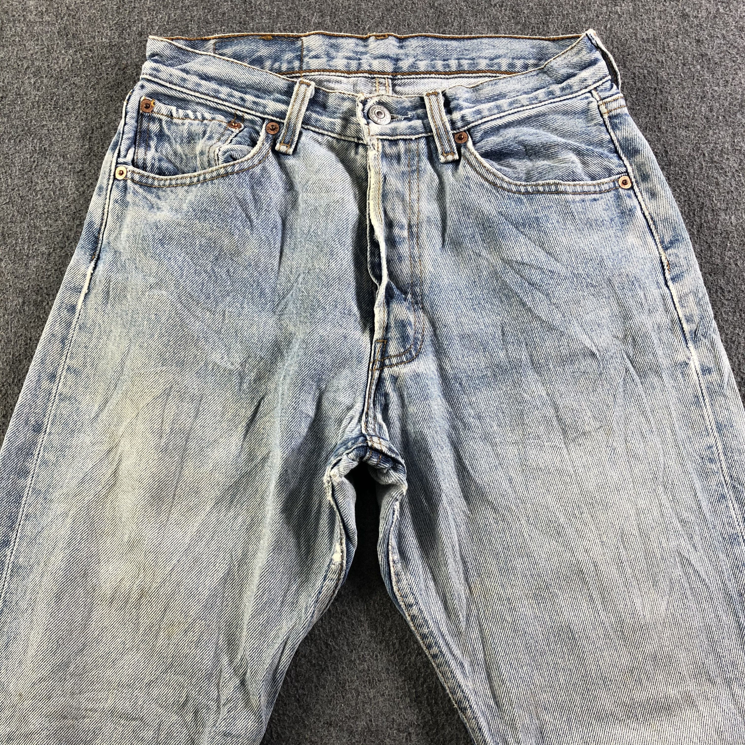 Levi's 90s Vintage Light Wash Levis 501 Jeans-J3881 Size US 27 - 3 Thumbnail