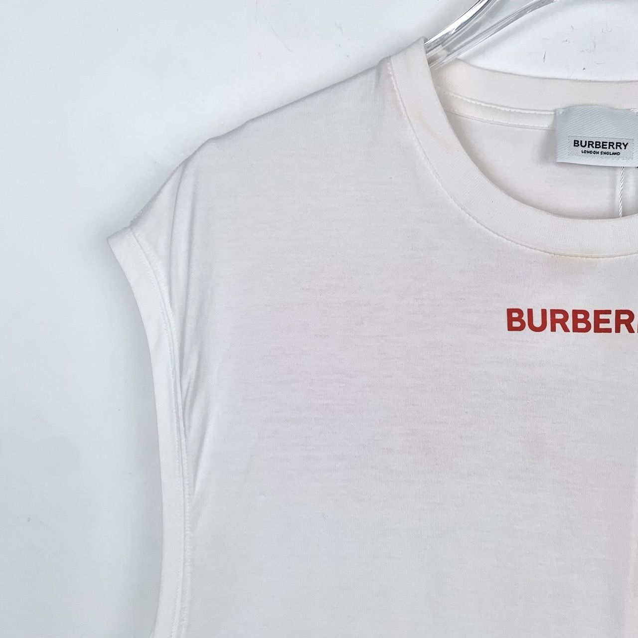 Burberry Burberry White Universal Passport Sleeveless Cotton T-Shirt Size US XS / EU 42 / 0 - 3 Thumbnail