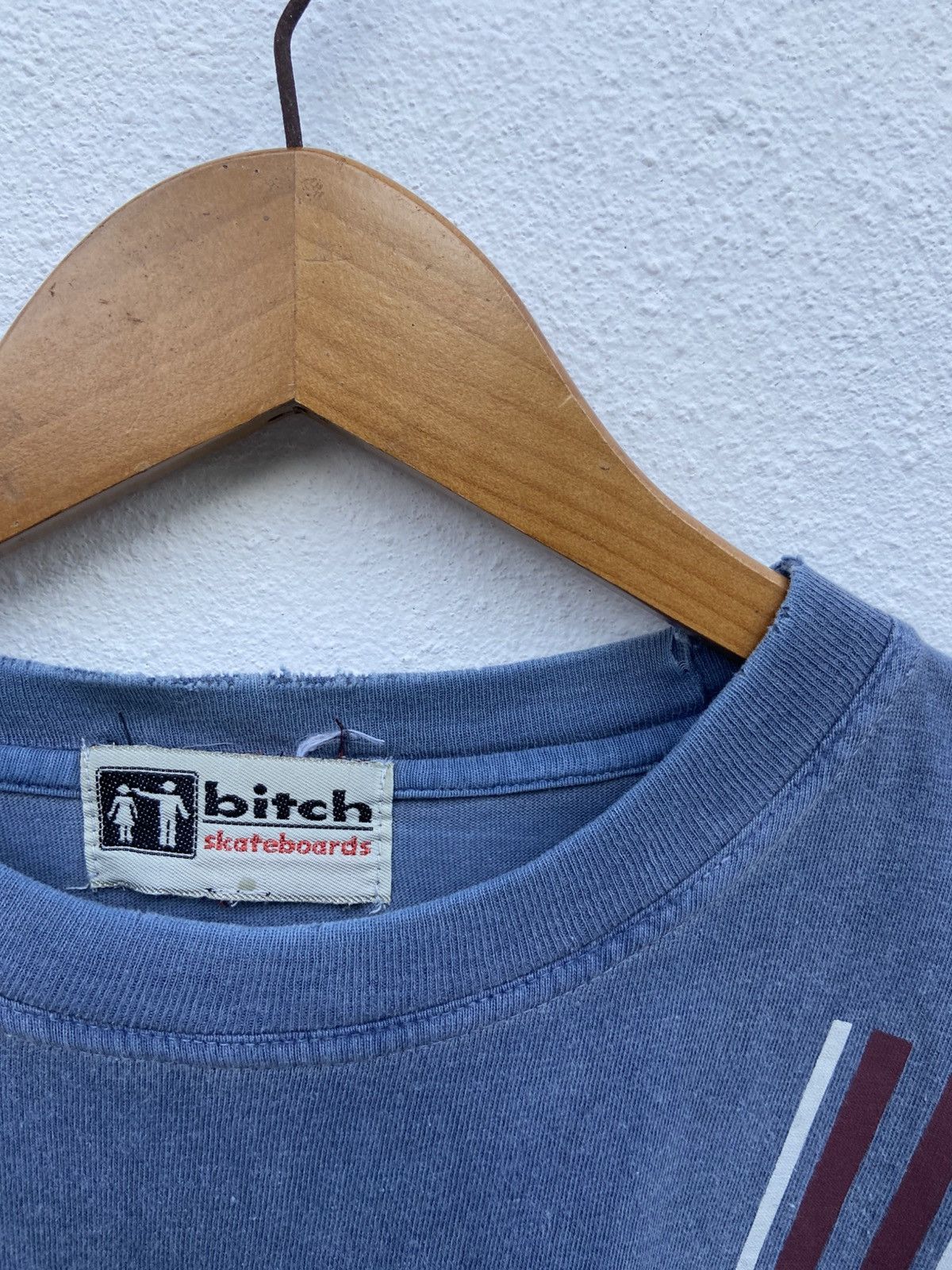 Shorty's Skateboards Trashed Faded Vintage 90s Vintage BITCH Skateboard Hooks Up Size US M / EU 48-50 / 2 - 7 Thumbnail