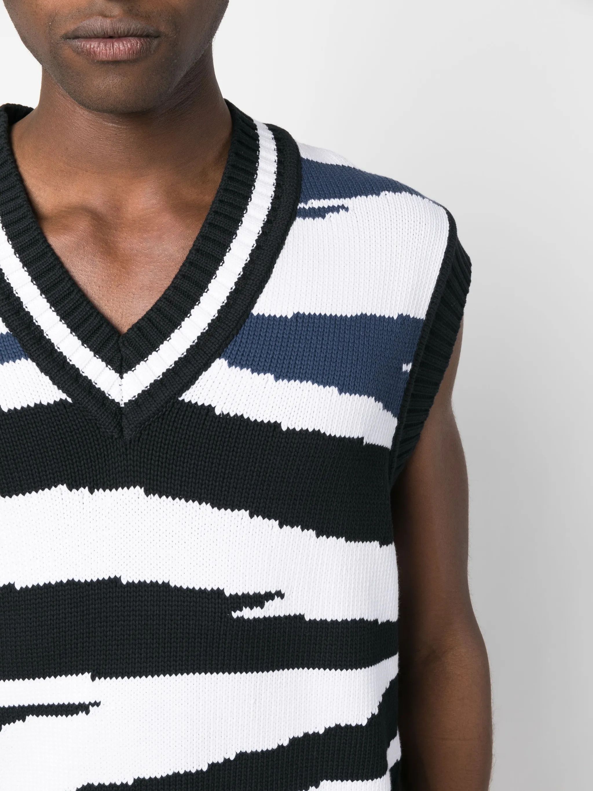 Missoni o1y0225 Sleeveless Sweater in Multicolor Size US S / EU 44-46 / 1 - 2 Thumbnail