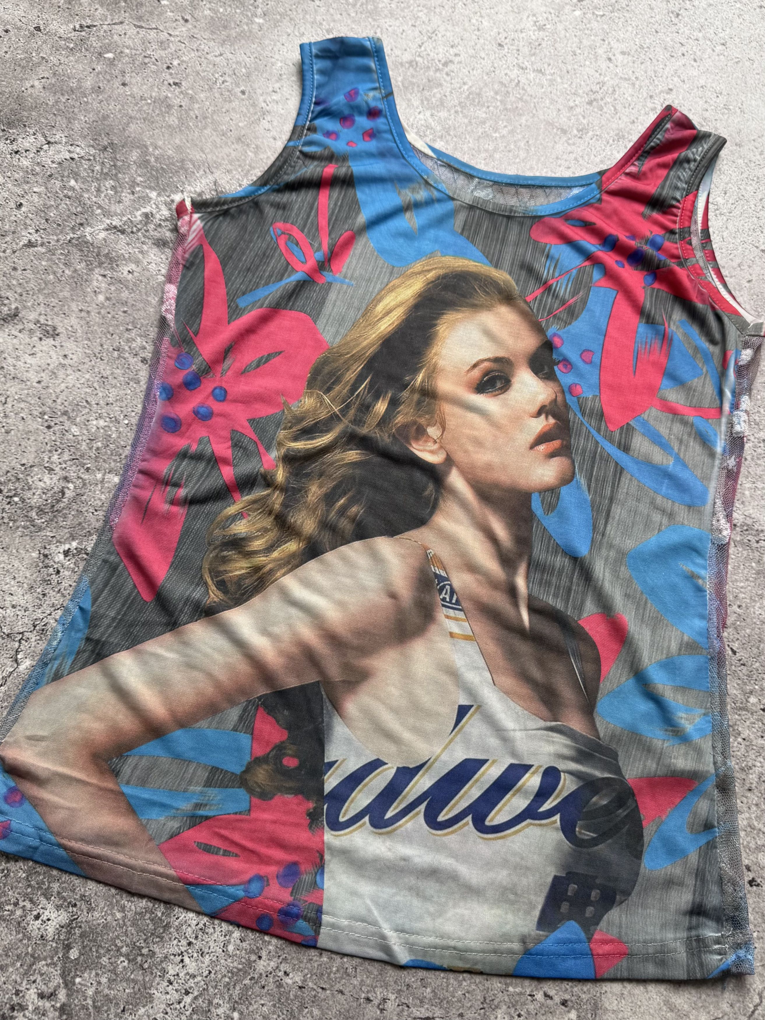 Vintage Y2K Mesh Graphic Tank Top Pin Up Girl Print Clubwear (E8) Size S / US 4 / IT 40 - 2 Thumbnail
