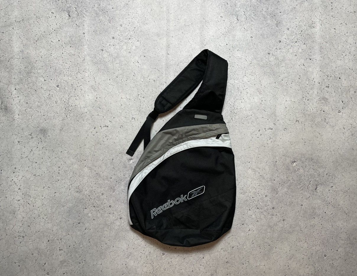 Sling Bag Crossbody Reebok Gorpcore Y2K Big Logo in Black, Men's