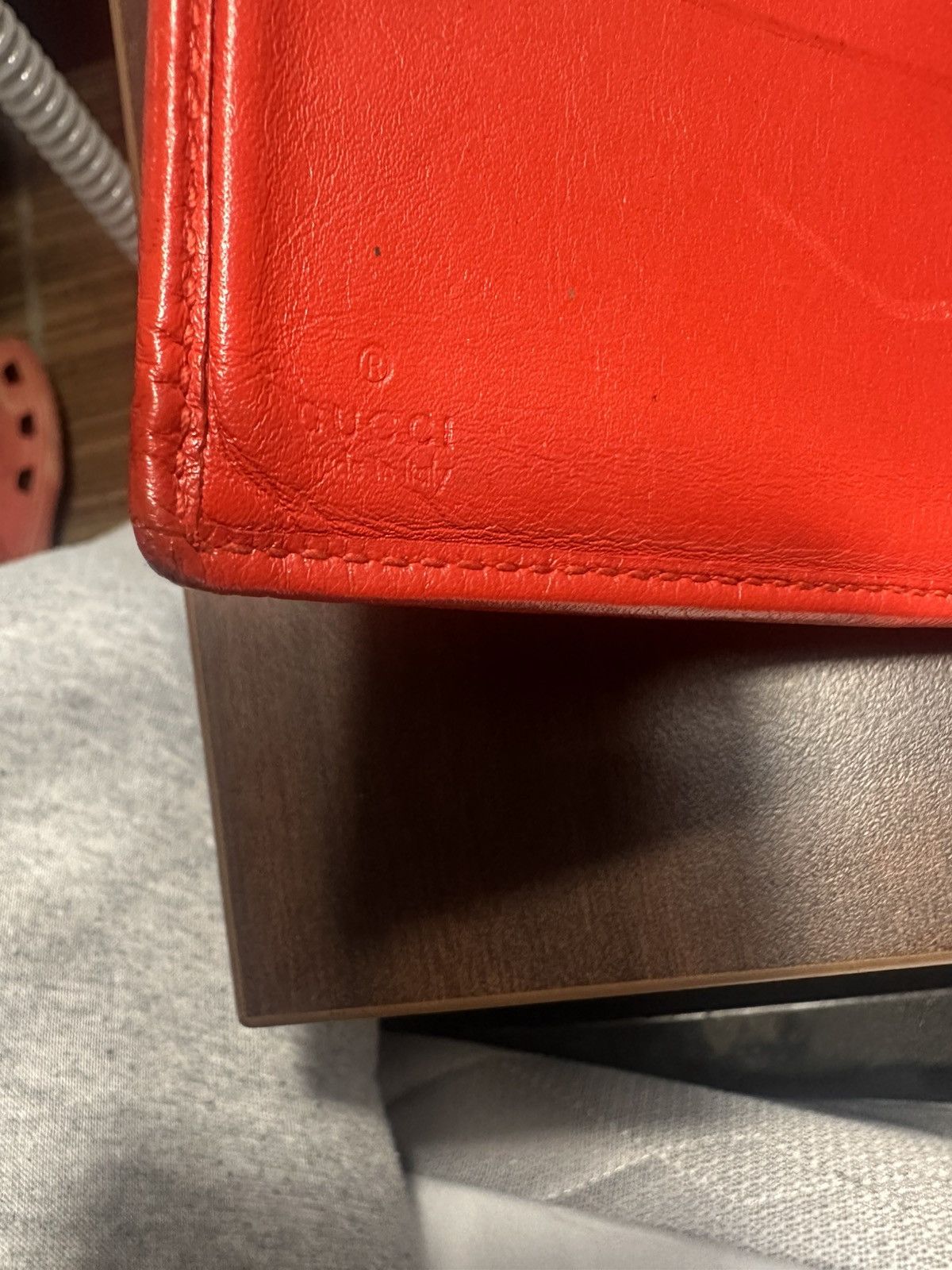 Gucci Gucci bifold leather wallet. Lightly used. Size ONE SIZE - 8 Thumbnail