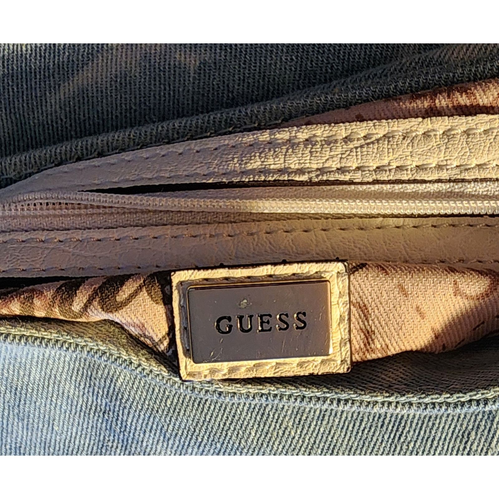 Guess Rare Guess Distinctly Denim by Guess Handbags Size ONE SIZE - 4 Thumbnail