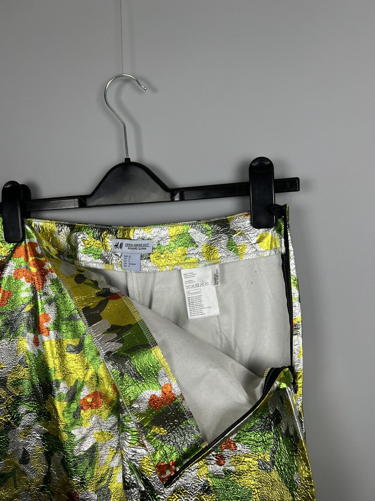 H&M Richard Quinn H&M Design Award Runway Floral Trousers SAMPE Size 26" / US 2 / IT 38 - 10 Thumbnail
