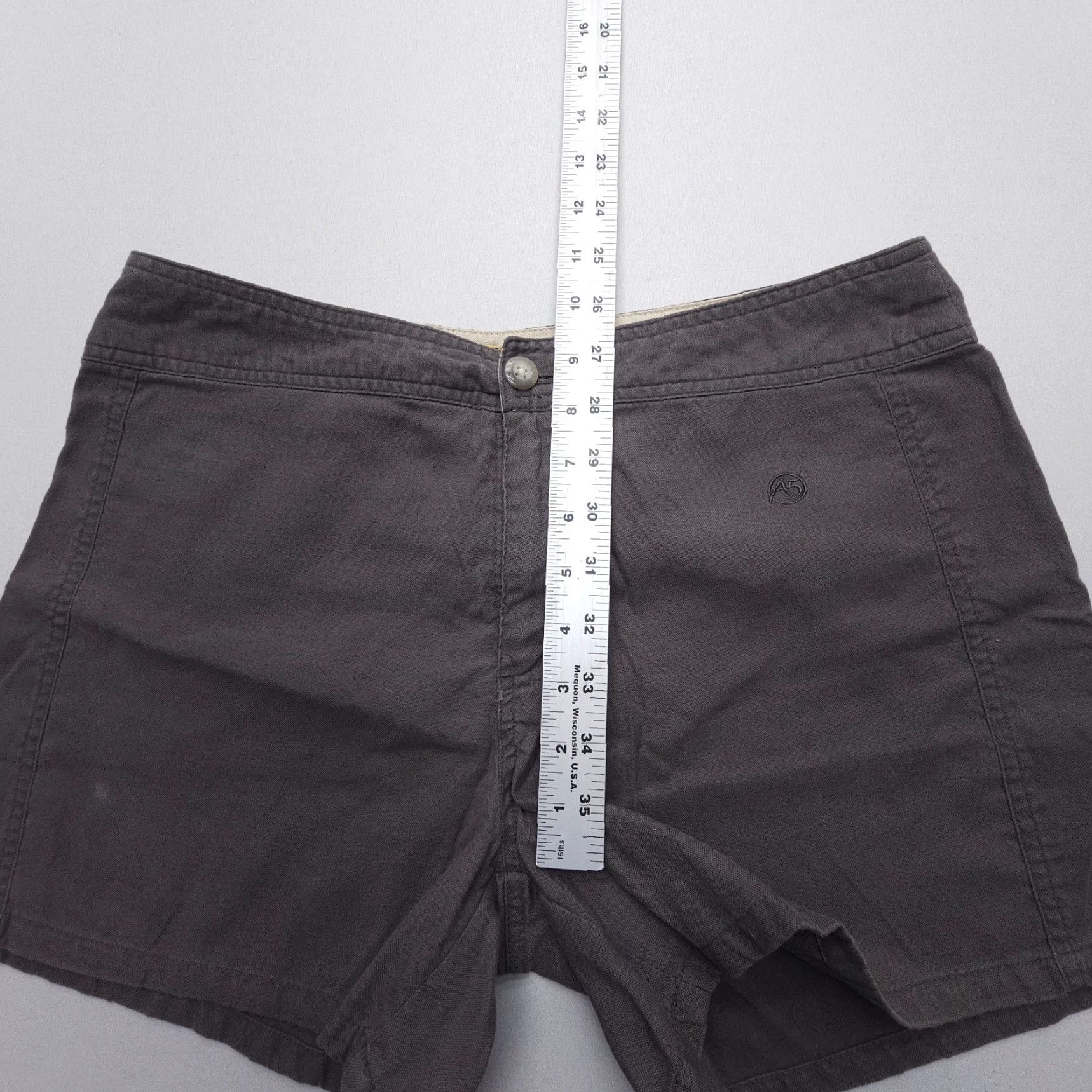 The North Face The North Face Women's Shorts Size 8 Gray Canvas Lightweight Chino Hiking Gorpcore Size 30" / US 8 / IT 44 - 6 Thumbnail
